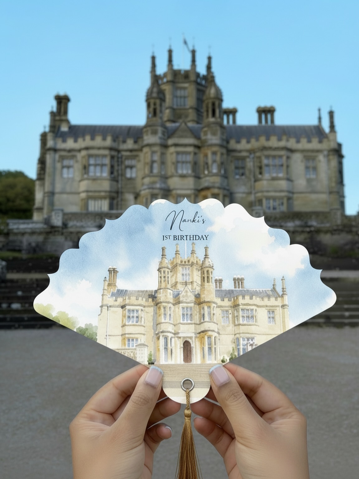 Keep cool this summer with our bespoke fans. ☀️🏰
.
.
.
#fans #heatwave #summer #partydecor #luxurydesign