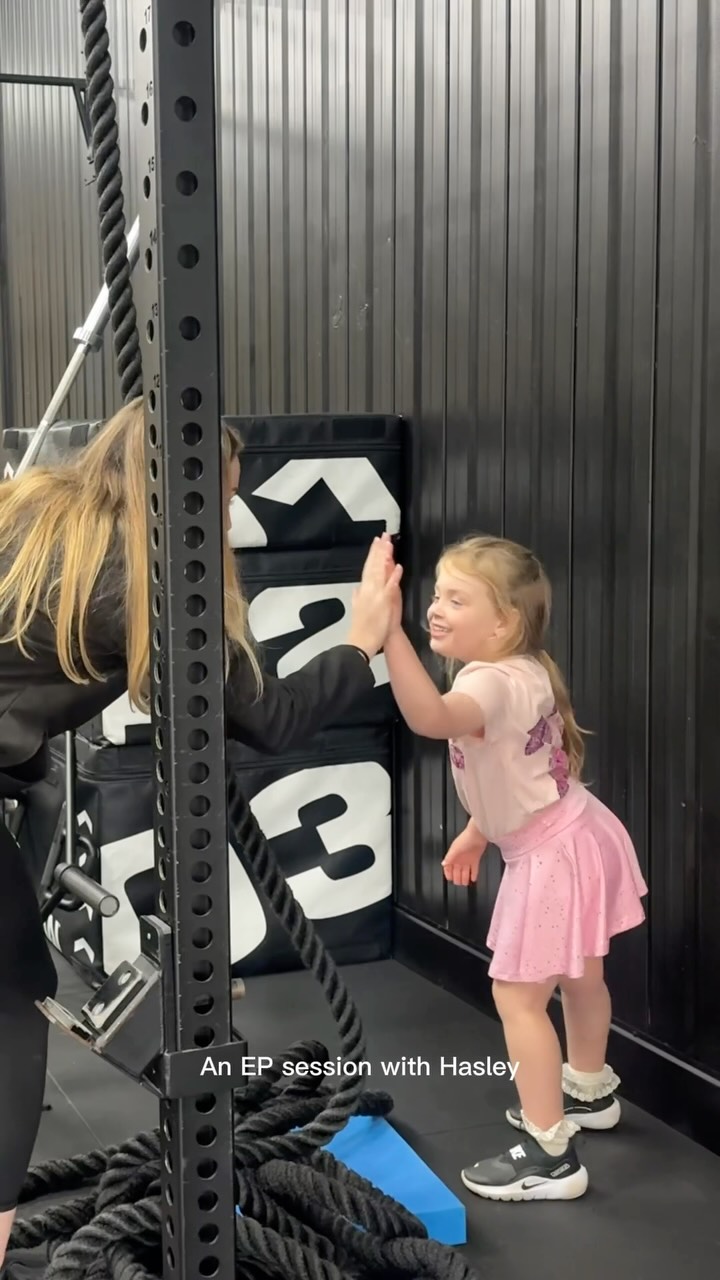 A look inside an Exercise Physiology session with 6-year-old Hasley and Sarah. 🤍
Every session is tailored to the individual, using movement, play and evidence-based strategies to help build confidence, strength and functional skills in a fun and supportive environment.
At MPower, we make therapy something kids genuinely look forward to.
