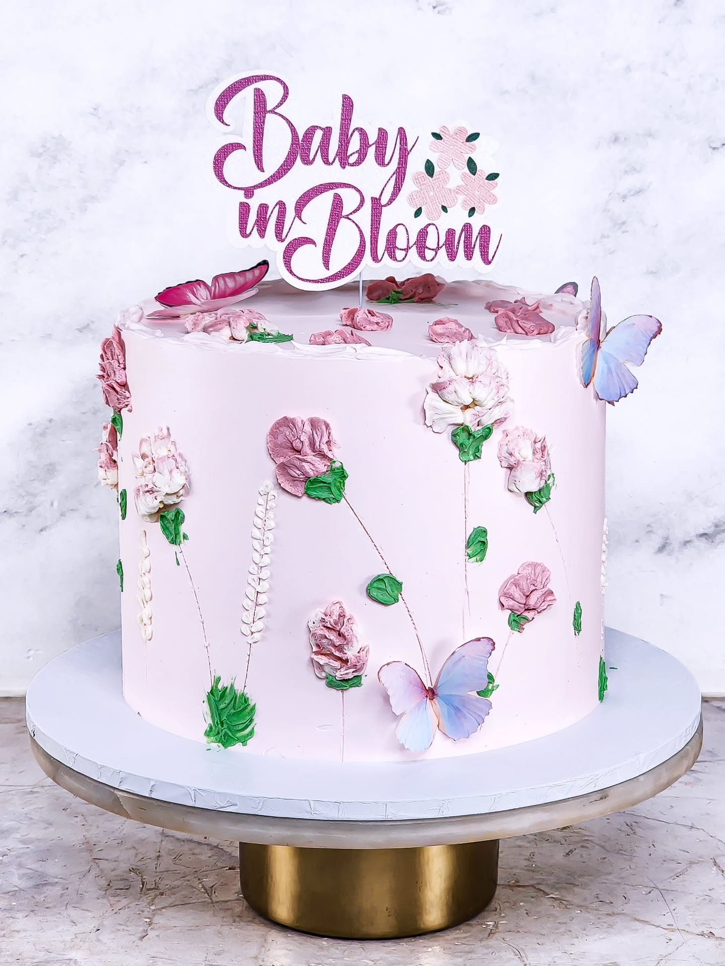 Baby in Bloom πΈ
#BabyShowerCake #BabyinBloom #buttercreamflowers #Marlenebakes #midrandcakes