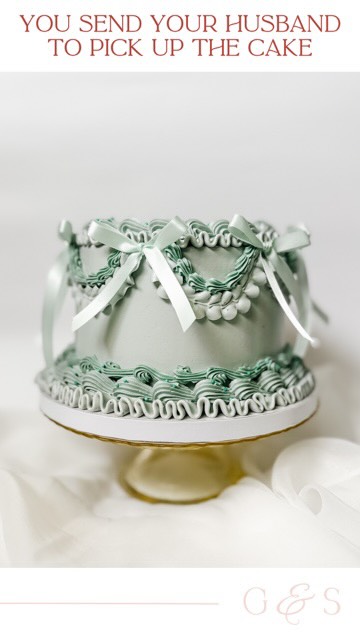 After all these years, I’ve learned there are many ways to carry a cake……and somehow your husbands keep inventing new ones 😂
.
.
Okotoks Custom Cakes, Okotoks Bakery, Calgary Wedding, Wedding Cakes, Luxury Wedding Cakes, YYC Wedding, Wedding Cake Vendor
#okotoksbakery #calgarybakery #yycwedding #weddingcakes #customcakes