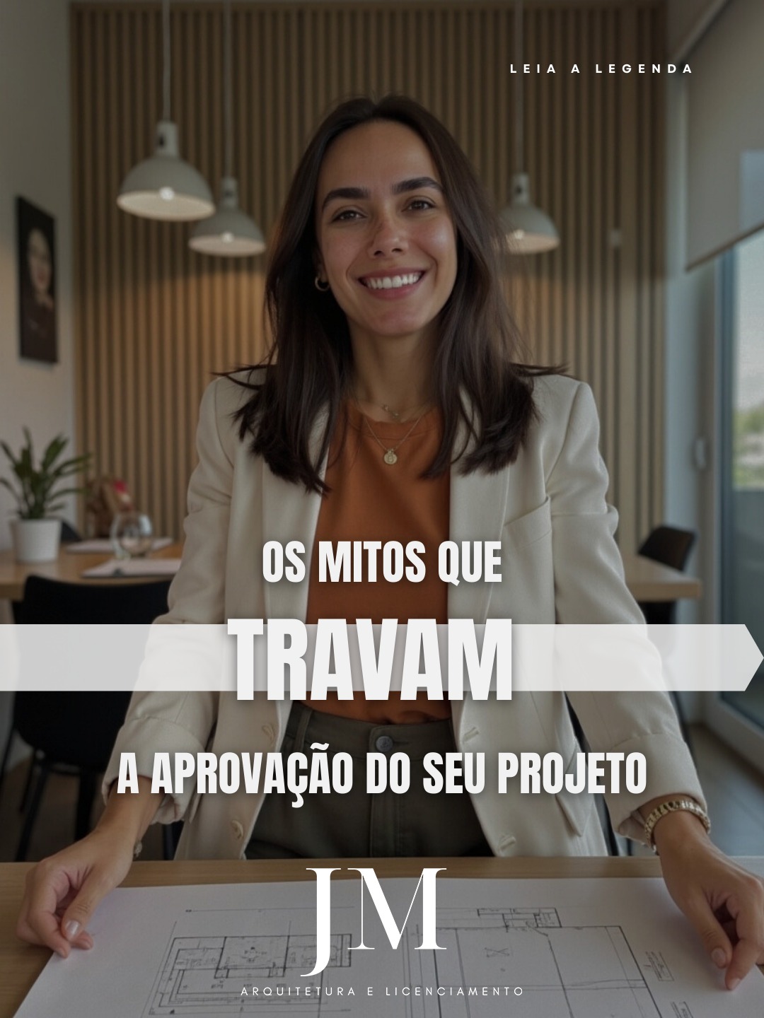 Mito 01: “Depois a gente resolve na Prefeitura.”
Verdade: Se nasce fora do zoneamento, nasce indeferido.
Mito 02: “É só protocolar que aprova.”
Verdade: Sem estudo de viabilidade técnica e legal, o protocolo vira retrabalho.
Mito 03: “Projeto Legal é só formalidade.”
Verdade: É a tradução do seu projeto para o Código de Obras e para o zoneamento vigente.
Mito 04: “Regularizo depois que construir.”
Verdade: Regularização corretiva é sempre mais cara e mais complexa.
Regularização imobiliária e aprovação de projetos em São Paulo ainda são cercadas por mitos que geram indeferimentos, atrasos e aumento de custos.
A maior parte dos problemas nasce antes do protocolo, por falha de análise de:
– zoneamento e parâmetros urbanísticos
– enquadramento de uso
– Código de Obras e Edificações
– exigências específicas da Prefeitura de São Paulo
Sem estudo de viabilidade técnica e legal, o processo de licenciamento tende a travar.
Na JM Arquitetura e Licenciamento, trabalhamos com integração entre viabilidade, projeto arquitetônico e Projeto Legal, reduzindo risco de indeferimento e retrabalho.
Se você vai construir, reformar, mudar o uso ou regularizar um imóvel em São Paulo, a estratégia precisa começar antes do protocolo.
Aprovação não é burocracia.
É método.
#evtl
#aprovacaodeprojeto
#mercadoimobiliario
#incorporação