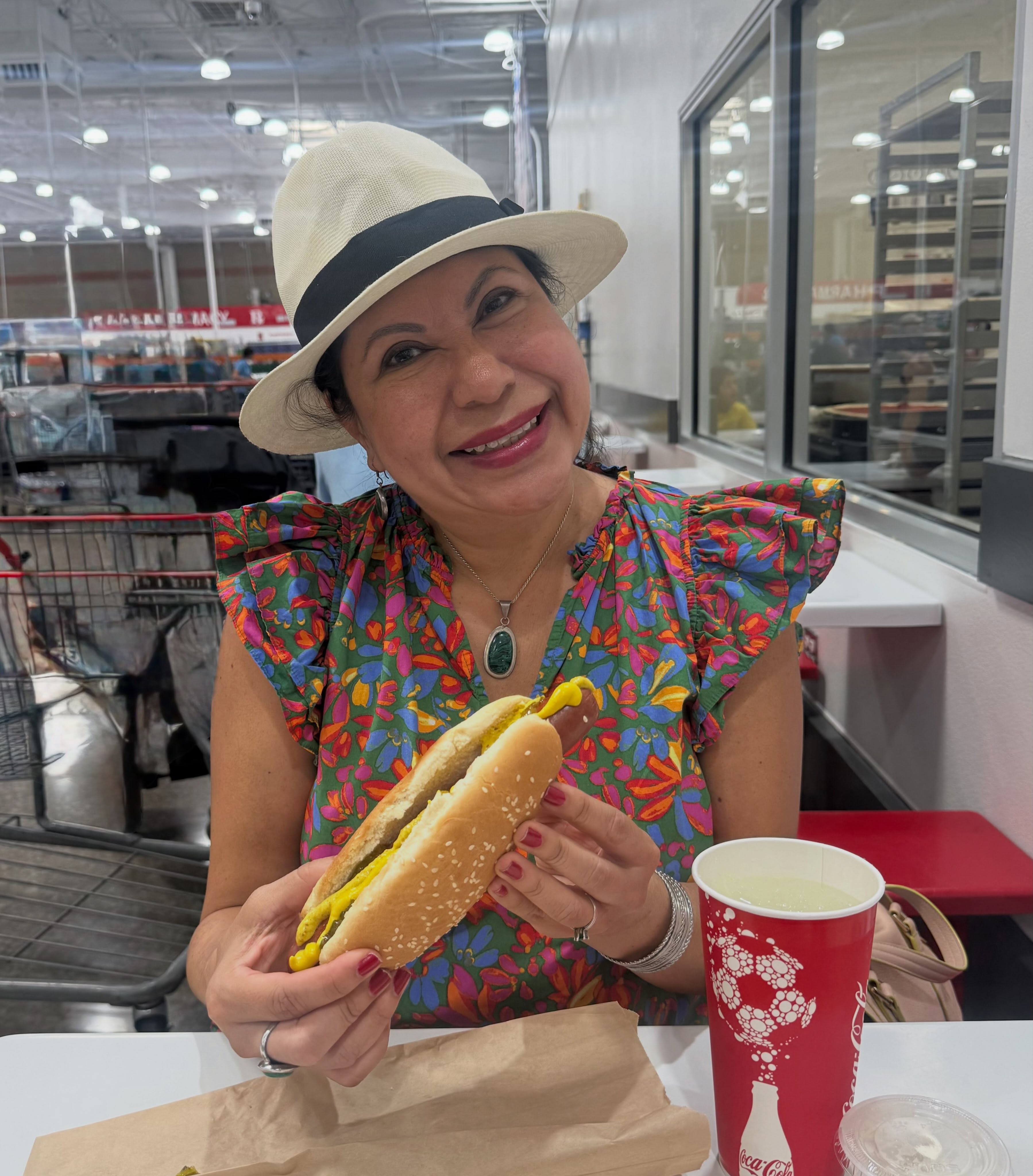 Luxury has its place… but so does a Costco hot dog 😉🌭
Cheers! ❣️
@williamschweitzermd
•
•
•
•
#wednesday #costco #youandme #texas #wednesdayvibes