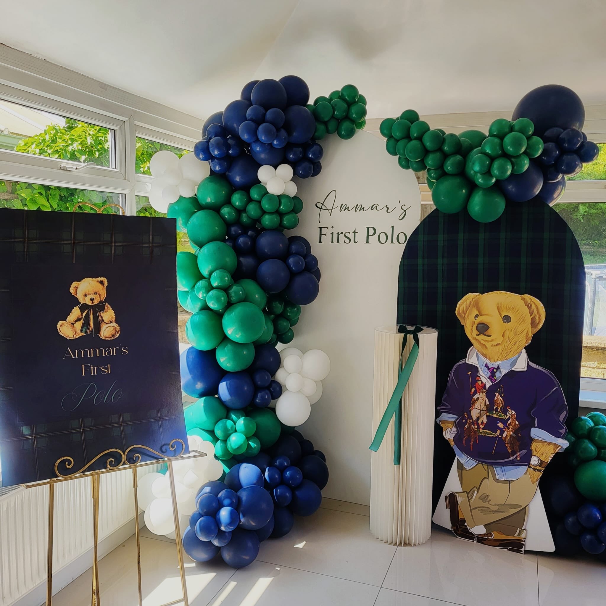 Ammarโs first polo ๐งธ
#balloonarch #organicballoons #balloongarland #cardiffballoons