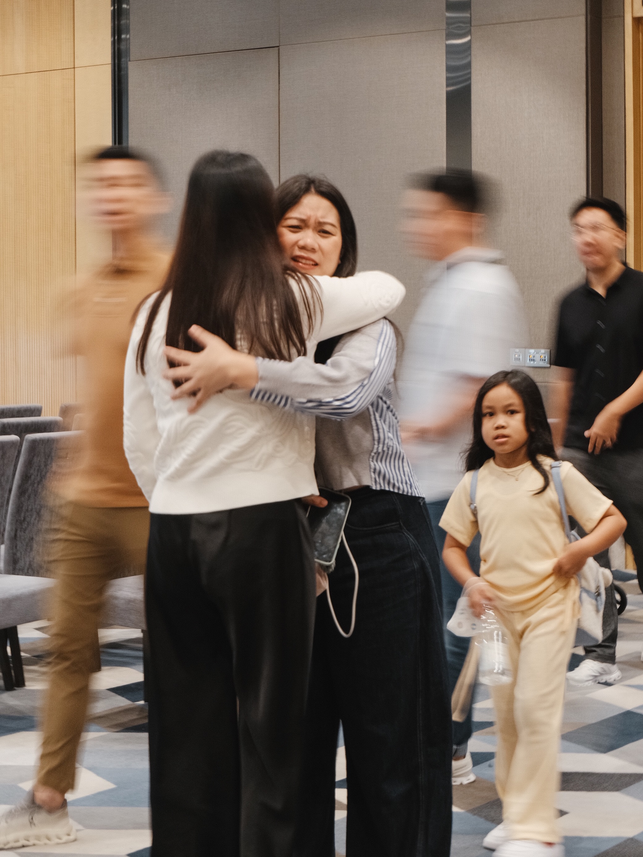 Sundays are more than a service✨
They’re moments of worship, heartfelt prayers, warm embraces, and a community growing together in Christ. 🤍