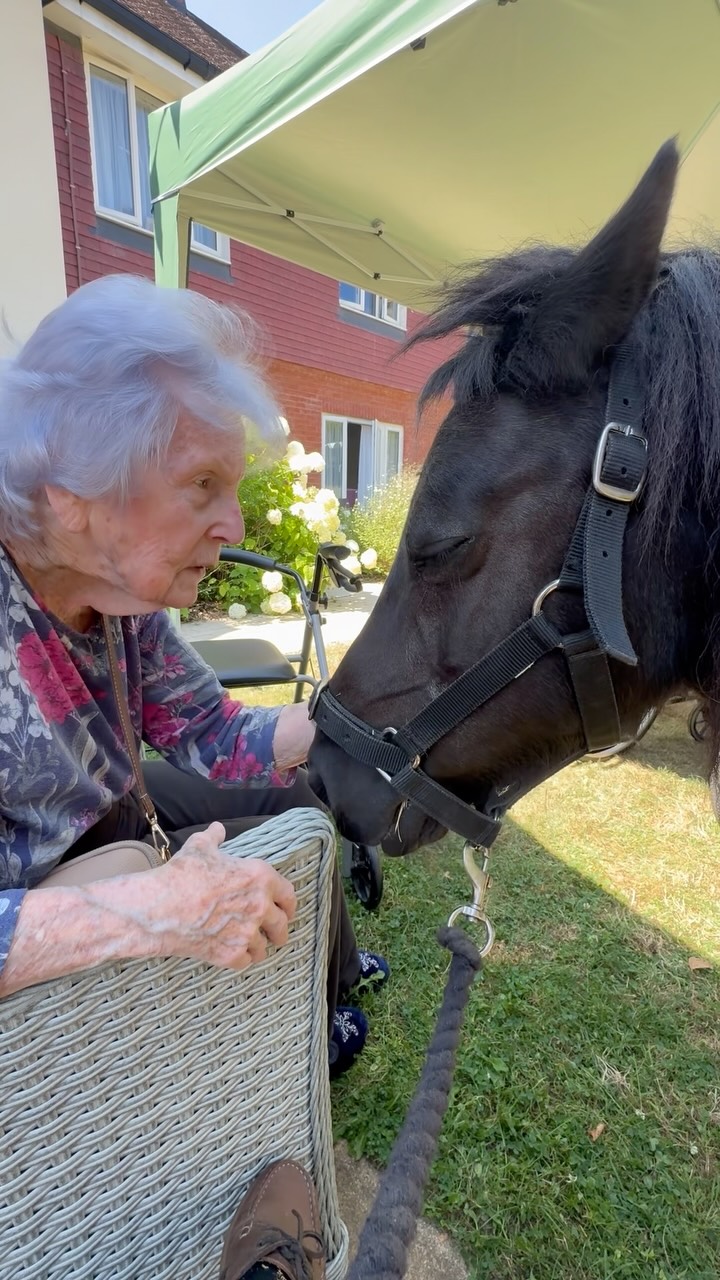 Magical moments with Merla and Joyce 🥹🖤 @hartfieldhouseleatherhead