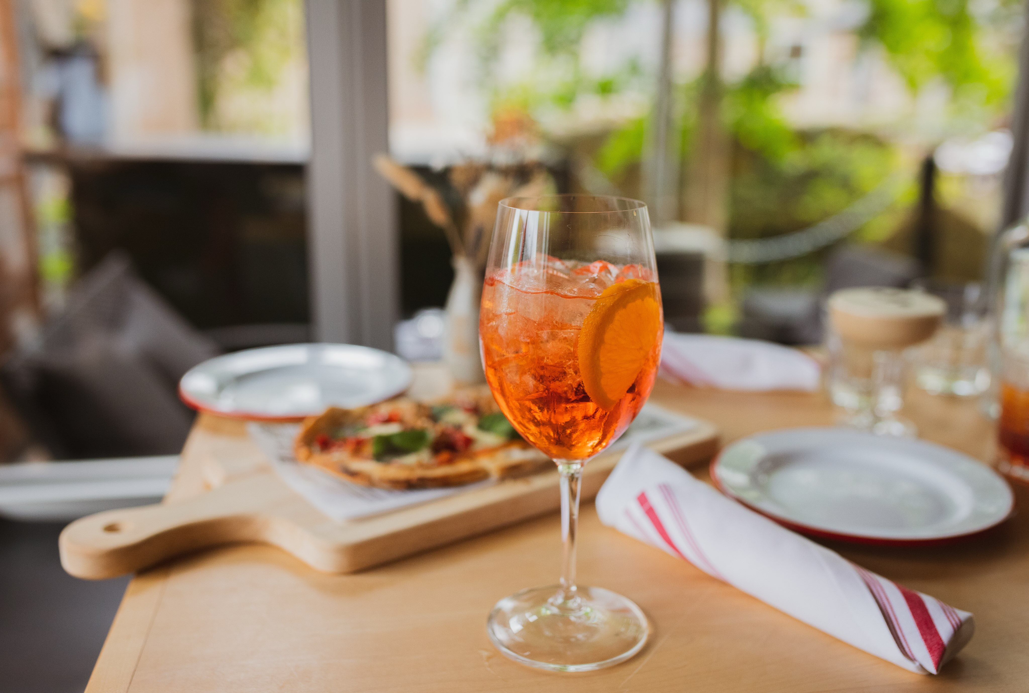 Join us for an aperitivo, a few small plates, and a little taste of Italy in downtown Bellingham.
Cin cin! 🥂
📸 @kristinkins