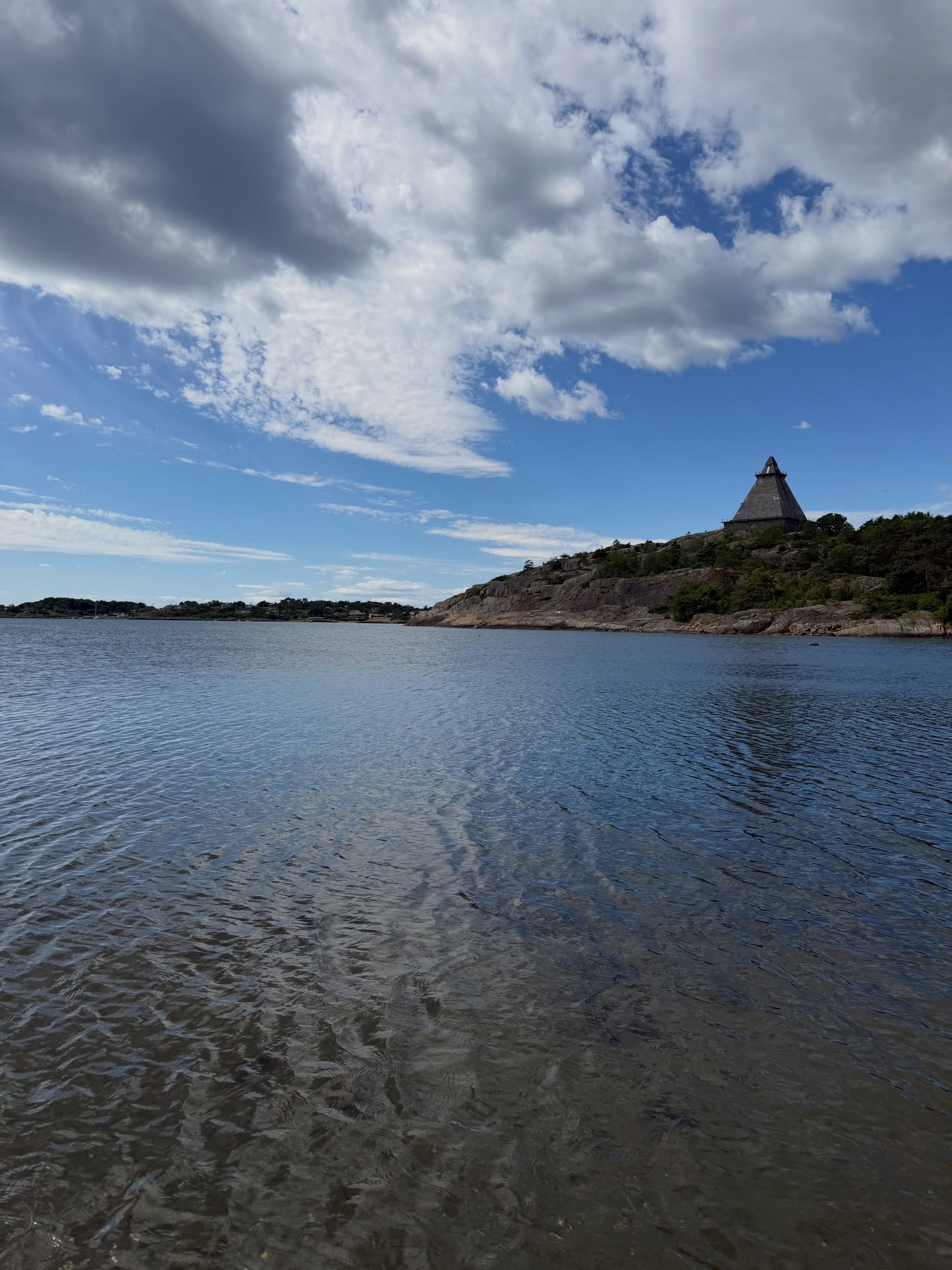 Sommer i Stavern☀️🏊♀️
#stavern #sommer #kyst #unescoglobalgeopark #visitvestfold