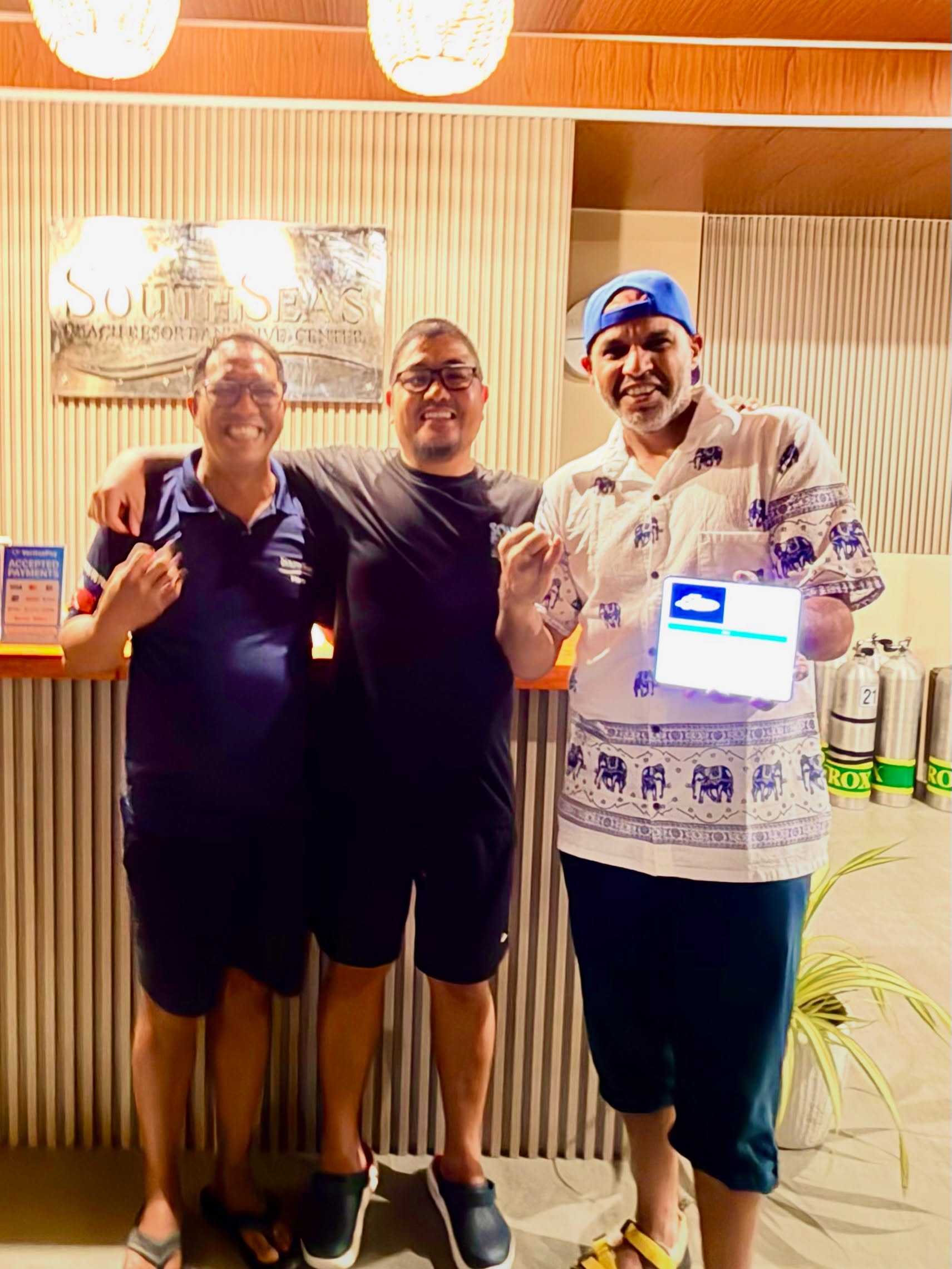 Congratulations to Fahad and Bhen on successfully completing their PADI Tec 40 Course.
Well done for the dedication, focus, and hard work throughout the course. They are now ready to continue their technical diving journey with PADI Tec 45 -50 courses.
For scuba courses, dive trips, bookings, and inquiries:
Email: diveandstay@southseasbrdc.com
WhatsApp: +63 956 305 1200
.
.
.
.
#PADItec40 #PADItec45 #PADItec50 #padi