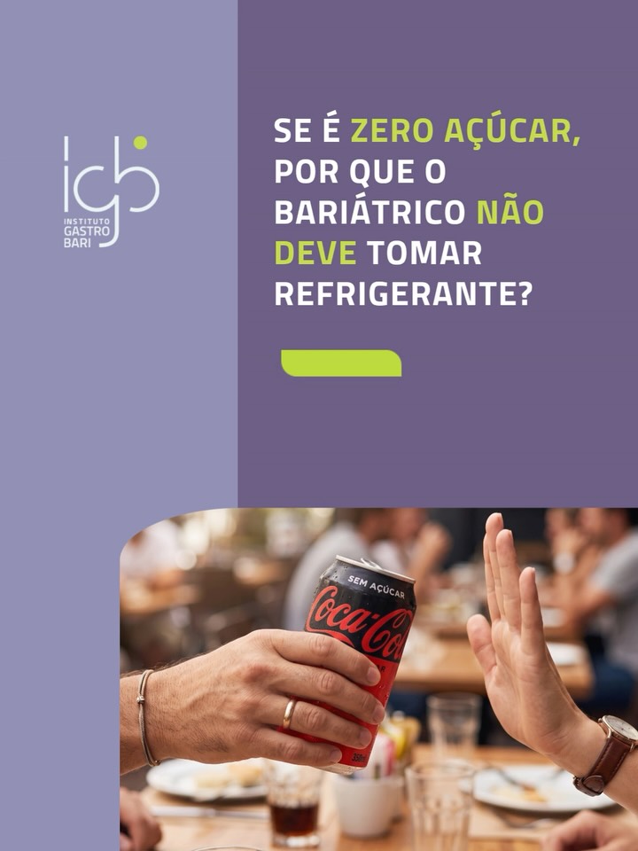 Uma das perguntas mais frequentes no pós-operatório é: “Se o refrigerante é zero, eu posso tomar?”
A resposta é que o problema não está apenas no açúcar. O gás presente na bebida pode causar desconforto, distensão abdominal e prejudicar a adaptação do sistema digestivo após a cirurgia. Além disso, o sabor intensamente doce, mesmo sem açúcar, pode dificultar a construção de novos hábitos alimentares e estimular o desejo por doces.
A cirurgia bariátrica é uma oportunidade para transformar a relação com a alimentação. E essa mudança passa também pelas bebidas que escolhemos consumir.
No Instituto Gastro Bari, cada orientação tem um propósito: ajudar você a conquistar resultados duradouros, com mais saúde e qualidade de vida. 💜
#InstitutoGastroBari #CirurgiaBariatrica #PosBariatrico #RefrigeranteZero #AlimentacaoSaudavel SaudeDigestiva TratamentoDaObesidade CuidadoContinuo QualidadeDeVida