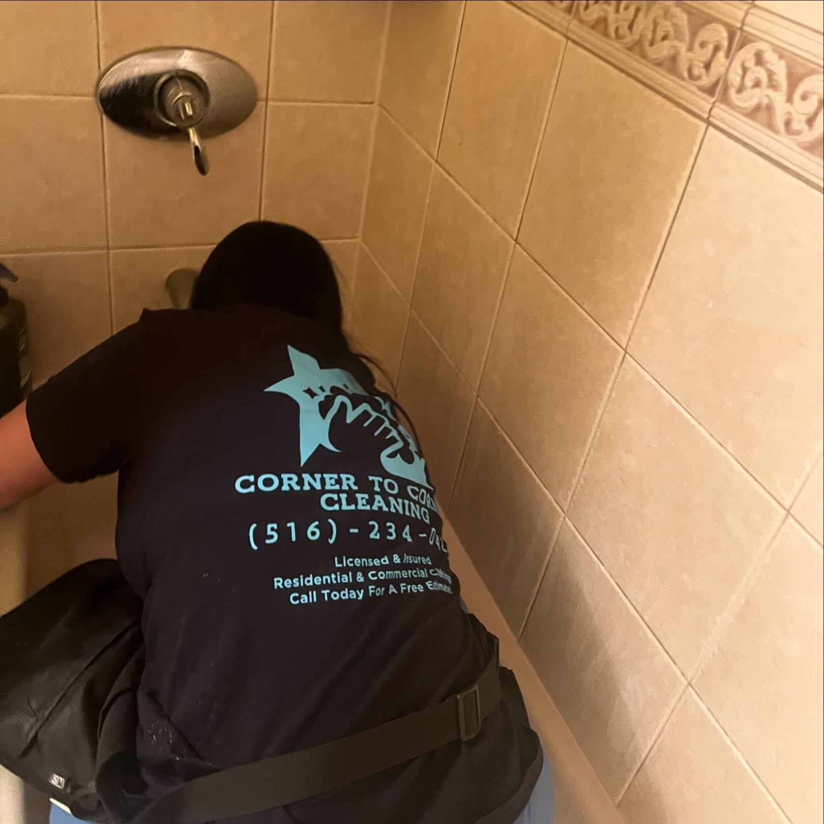 Let’s be honest… the bathroom is the one room nobody wants to clean.
Soap scum, hard water stains, grime buildup — it gets bad fast if it’s not handled right.
Shower tile
Tub grout lines
Hair stuck in the drain
Sliding door tracks
Glass doors smudged, stained, spotty
We take care of all of it so you don’t have to think twice when you walk in. (Our worrying when a guest walks in)
Just clean, fresh, and done.
🗽Locally owned. Born and raised on Long Island.
Call/Text/DM we’ll clean your bathroom today.
516-234-0424
www.cornertocornercleaningny.com