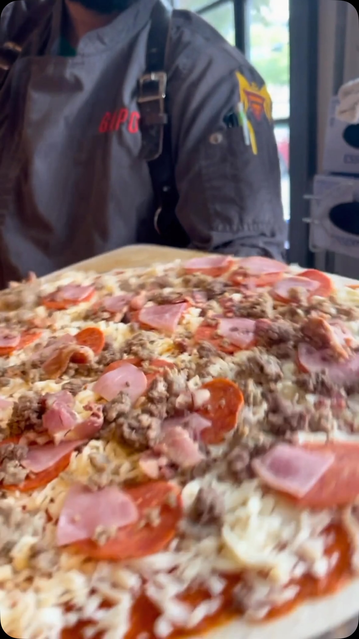 Fresh toppings. Hot oven. Great pizza. 🍕
The formula hasn’t changed.
gapc.co | Slay Pizza
#greenvilleavenuepizzacompany #gapco #PizzaSlayer #DallasTexas #RespectThePie
