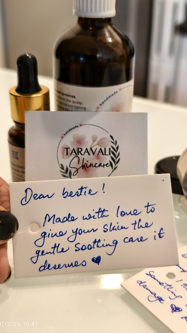 This order is for my bestie, Pooja! ❤️
Sadly, I don't know her Instagram ID, so I couldn't tag her. 🥺 Here's hoping this reel somehow finds its way to her, and that she leaves a comment so I can finally find her!
When I received Pooja's order, I was delighted. I'm always happiest when I get to make something for my besties. 🥹 It gives what I do a deeper sense of purpose.
And what makes it even more special is that everything I send is made fresh after you place your order, almost like home-cooked food.
For me, there is no more meaningful way to show my besties how much I value their trust than by sending them something made fresh, with care and intention, just for them. ❤️
Here's to Pooja! May Taravali bring magic to your skincare and haircare routine ❤️
With gratitude,
Lakshita