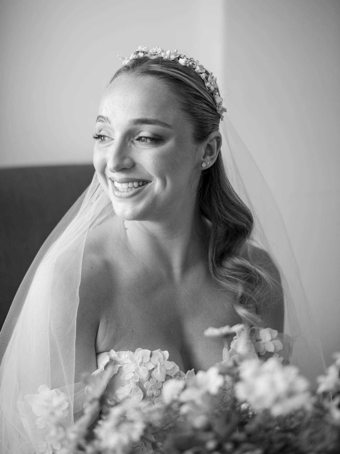 A sneak into L’s perfect morning before tying the knot 💍🎀
Venue @adaytoremember
Reception Venue @lordshippub
Hair & MUA @makeupbytayloruk
Flowers @charlotte.roff.flowers
Dress @ adorejustinalexander @justinalexander @justinalexandersignature @angelicabridal
#londonweddingphotographer
#kentweddingphotographer #engagementphotoshoot
#bexleyweddingphotographer #sidcupweddingphotographer
#londonweddingphotographer #kentweddingphotographer #weddingphotos