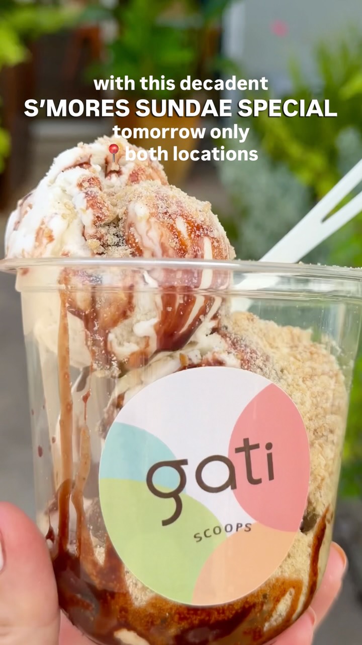 Come celebrate National Ice Cream Day with this layered, chocolatey sundae full of chunks of s’mores brownie, house-made fudge sauce, and graham cracker crumble topping, all on top of two scoops of coconut milk ice cream. We will be serving these all day, from open to 10pm at both locations, so come by before or after the game for an unforgettable ice cream treat ⚽️🍨🍫🥳