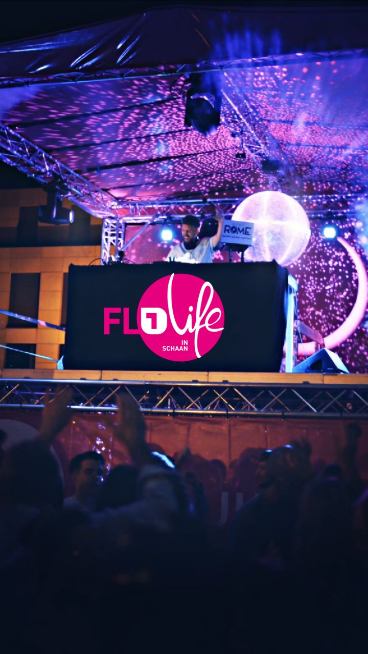 Good vibes @ @fl1.life 💃🔥🕺🪩
📽️ by: @theylovetomnacho
#celebrate #goodtimes #dj #goodvibesonly