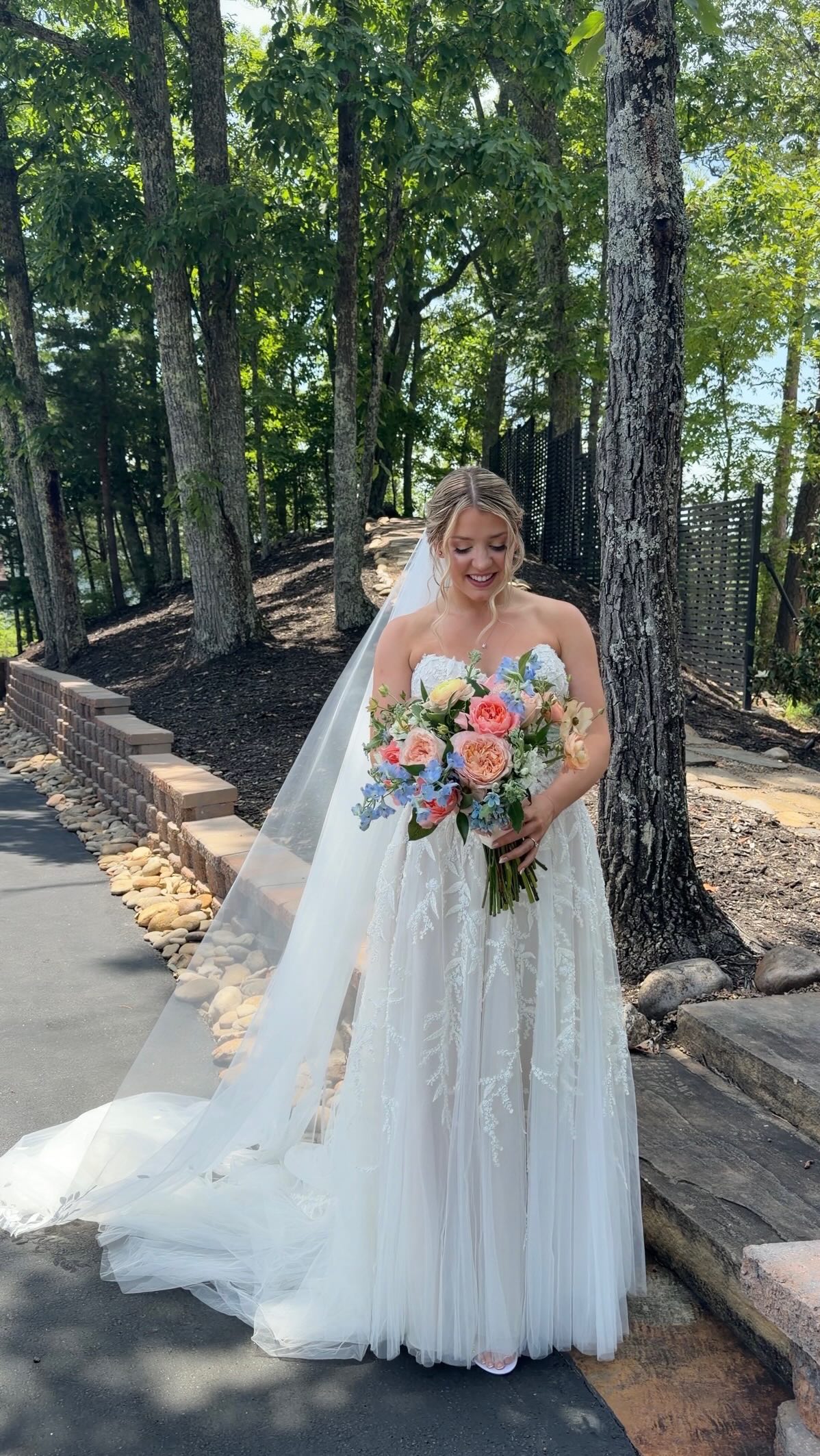 When the bride sees her bouquet for the first time… Part One
With moments like this, there’s no wonder we’re called Powell’s Bouquet. People like Shelley make this job worth it over and over again, and her reaction is better than I could’ve ever imagined!
Shelley’s full reaction coming in Part Two!
Bride: @shelleyelainem
Venue: @the_magnolia_venue
Planning: @southern_celebration
Photography: @a&c photo
Florals: @powellsbouquet
Content: @southern_celebration