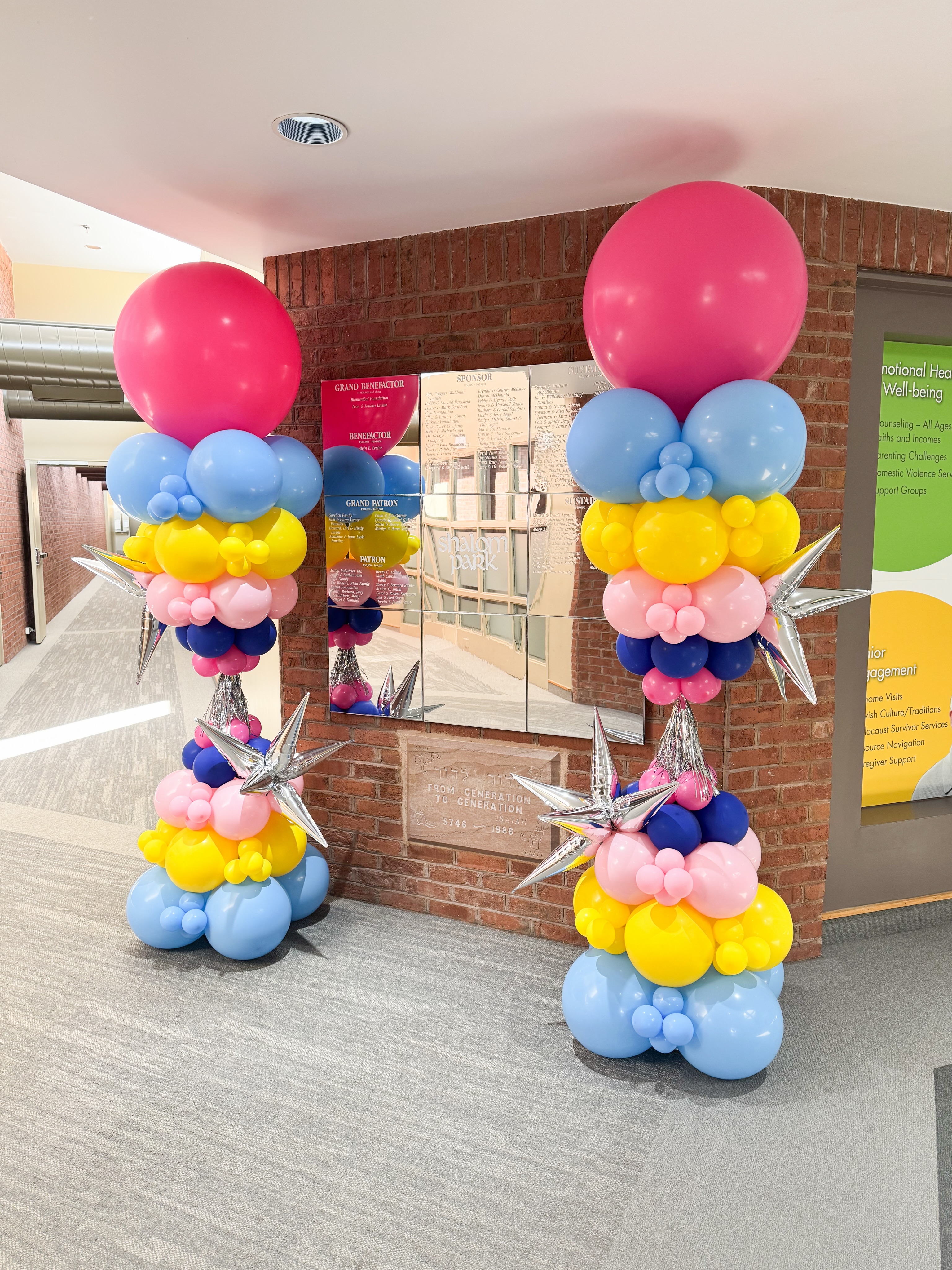 What a fun color combo for Camp Soar! ✨ These stand-alone spaced columns make the best versatile POP of fun! They can be easily moved throughout the day and to different areas to transform different spaces at different times!
#campfun #balloondecoration #charlotteballoons #lknballoons