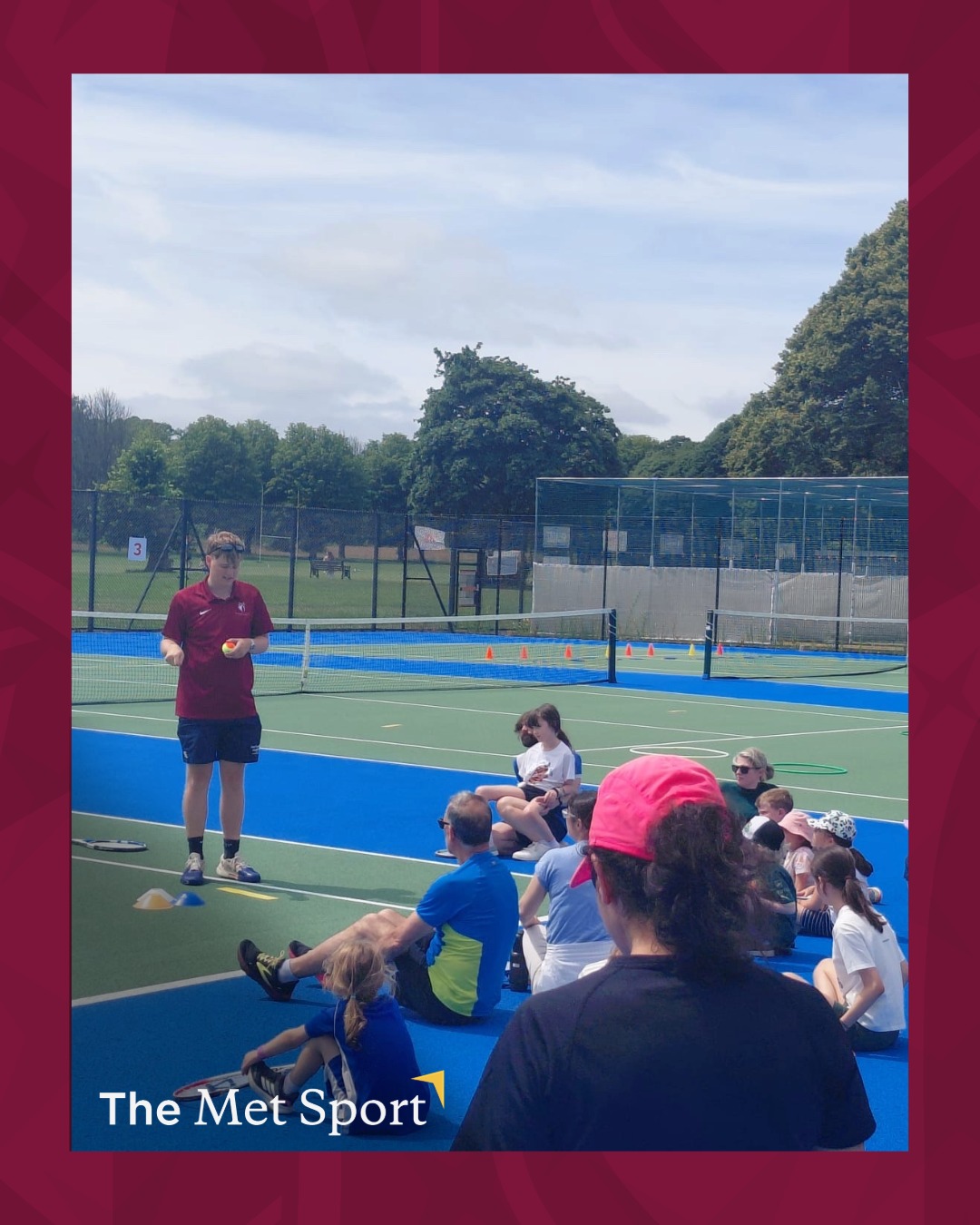 Tennis Takes Centre Stage at Llandaff Fields for Barclays Big Tennis Weekend.🎾
Llandaff Fields was buzzing with activity on Sunday afternoon as 92 people took part in a free Barclays Big Tennis Weekend event, delivered by Cardiff Met Tennis.
Read more > The Met Sport (Link in Bio)
______________________
Tenis yn Ganolbwynt i Gaeau Llandaf ar gyfer Penwythnos Tenis Mawr Barclays.🎾
Roedd Meysydd Llandaf yn llawn gweithgaredd brynhawn Sul wrth i 92 o bobl gymryd rhan mewn digwyddiad Penwythnos Tenis Mawr Barclays am ddim, a gyflwynwyd gan Denis Met Caerdydd.
Darllenwch fwy > > The Met Sport (Dolen yn y Bio)
#Tennis #TheMetSport #CardiffMet