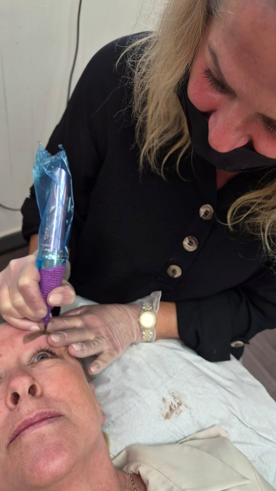 PERMANENT MAKEUP 💄
The response to this has been overwhelming!
We only have one space left for the 50% off offer, grab it while you can!
Grateful to be turning three years old in the heart of Greystones, the town that I call home💚