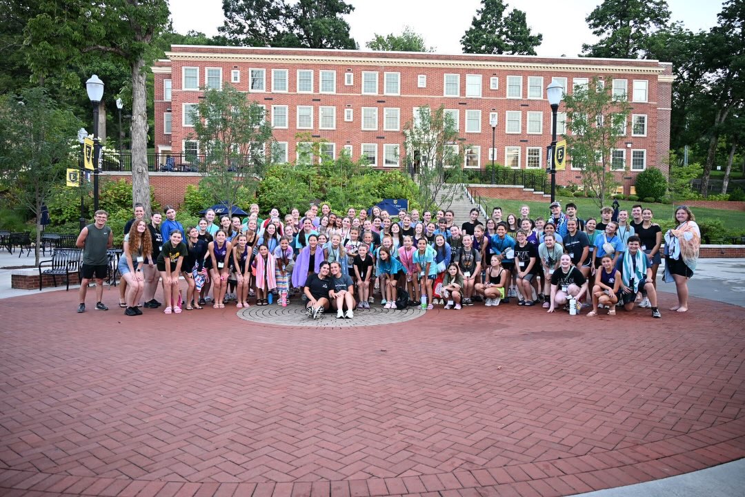 Day 2!!!🌟
What a day! Clogging all day, making crafts, making up routines with your groups, doing a scavenger hunt around campus, playing water games, and simply having the best time!
Here’s to tomorrow!
