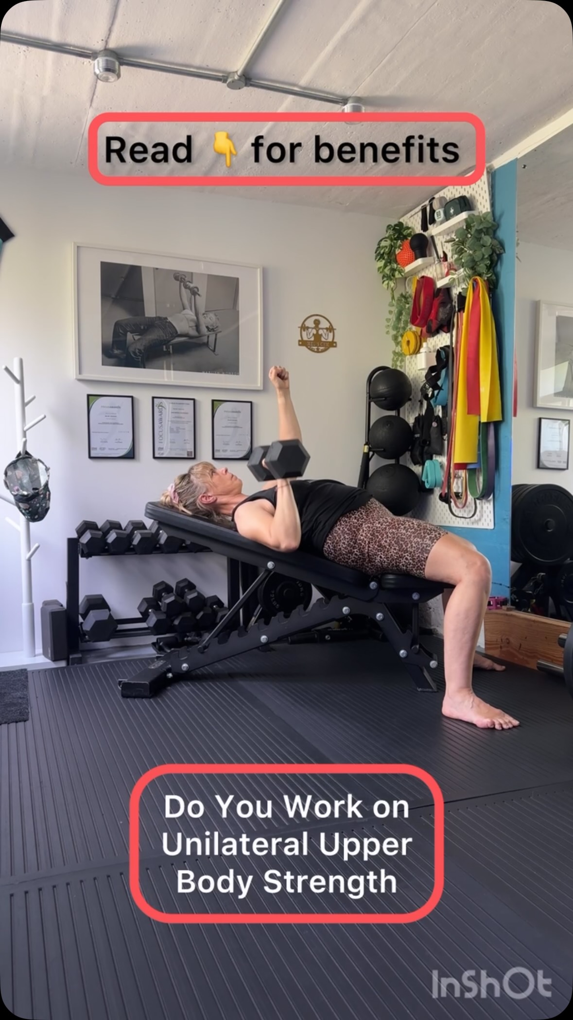 Unilateral upper body training - where you are working side at a time - helps correct muscular imbalances, prevents injury, and improves core stability 💪
With these moves you can build balanced, everyday functional strength without letting your dominant side take over.
They do take longer but it’s well worth the time and effort to have unilateral upper and lower body moves in your training programme.
#unilateraltraining #strongwomen #womenwholift #homegym #perimenopausefitness