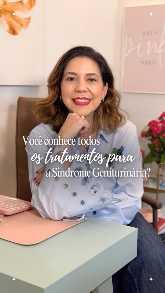 Secura vaginal, dor durante as relações e perdas urinárias podem ter tratamento.
Hoje existem diversas opções para aliviar os sintomas da síndrome geniturinária da menopausa, desde terapias hormonais locais até recursos como fisioterapia pélvica, laser íntimo e hidratantes vaginais.
O mais importante é entender que cada mulher tem necessidades diferentes e que o tratamento deve ser individualizado. Agende sua consulta!
Dra. Ana Beatriz Matos
Ginecologista e Mastologista
CRM 141-427 SP RQE 61181 | 61182