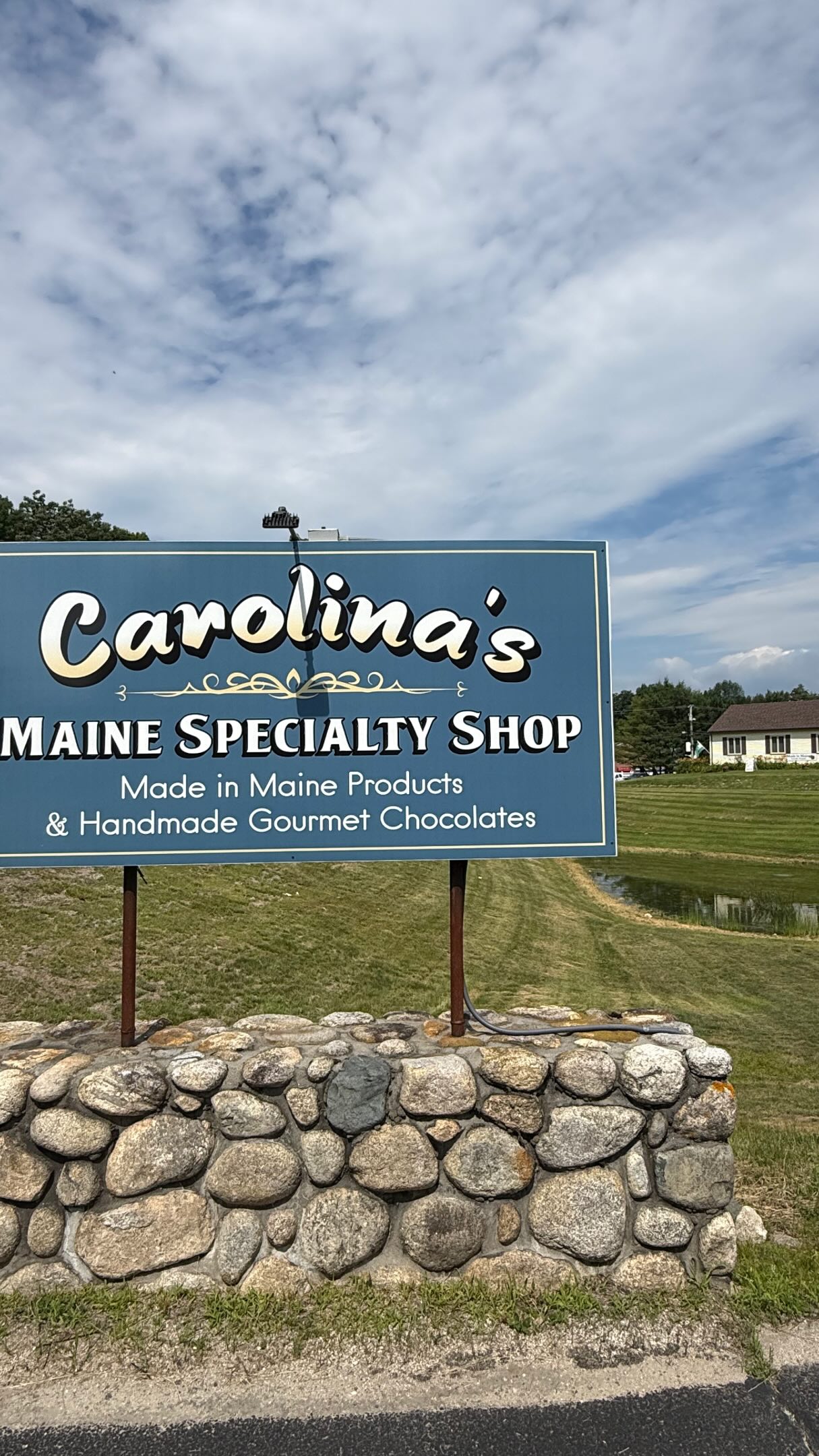 Okay, I know it’s not off the beaten path being that it’s right on the highway BUT it’s still a hidden gem 😍
If you’ve never been to Carolina’s Specialty Shop in Windham, ME you’re missing out and you definitely need to add it to your list immediately! It’s such a sweet little shop right on 302 in Windham near the Raymond town line. It’s stocked with a plethora of Maine made goods and you’ll be sure to find the perfect gift for you or anyone you need to shop for!
It’s such a convenient location to pop in next time you’re driving through! They carry our stickers and candles so if you’re looking to shop Scotty + Calvin goods in the Windham area, that’s the place 🙌🏻🖤
They also have a store in the Maine Mall in South Portland so you can shop all of our stickers and candles at that location too! ✨
Be sure to go follow @carolinaspecialtyshop to support another awesome Maine business and to stay in the know about events and new products 🤩
👉🏻Let me know if you’ve been here before or if you’ve always been curious about it and now you’re going to stop and check it out!
#maine #mainething #mainelife #mainegifts #mainesmallbusiness