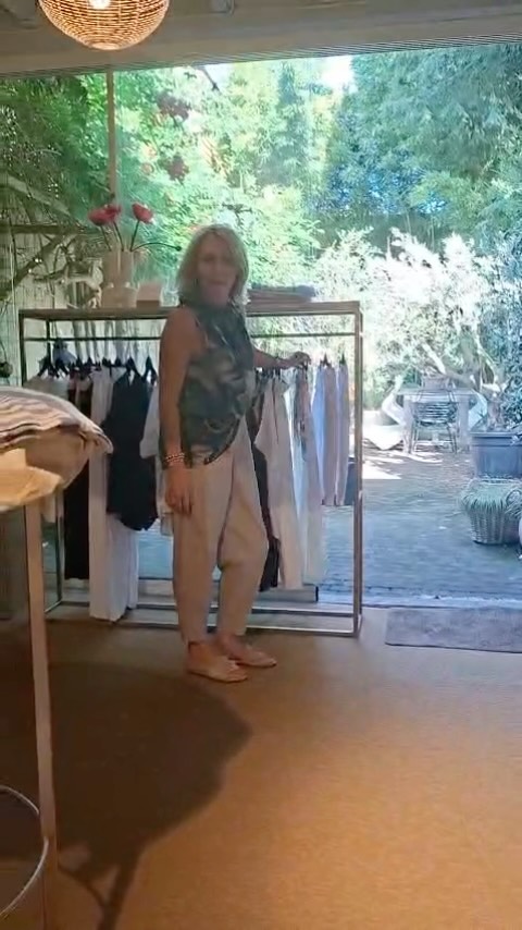 #sereen #damesmode #valkenswaard #kleding