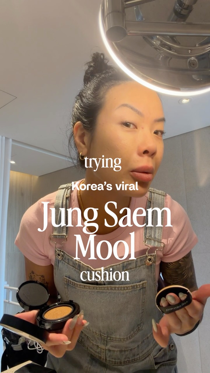 The Jung Saem Mool cushion has amazing coverage that doesn’t leave my skin feeling dry. Definitely on the list of products I recommend for my eczema girlies ✨ @jsmbeauty_
K beauty never disappoints!!
Does anyone use this as their foundation?! 🤍
#eczemawarrior #eczemaprone #sensitiveskin #kbeauty #jungsaemmool
