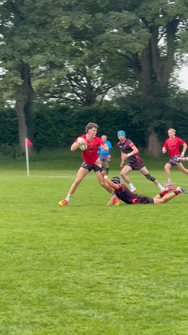 Fancy footwork and a strong run from new signing Toby Cole 💨💨
#uptheilk #IRFC