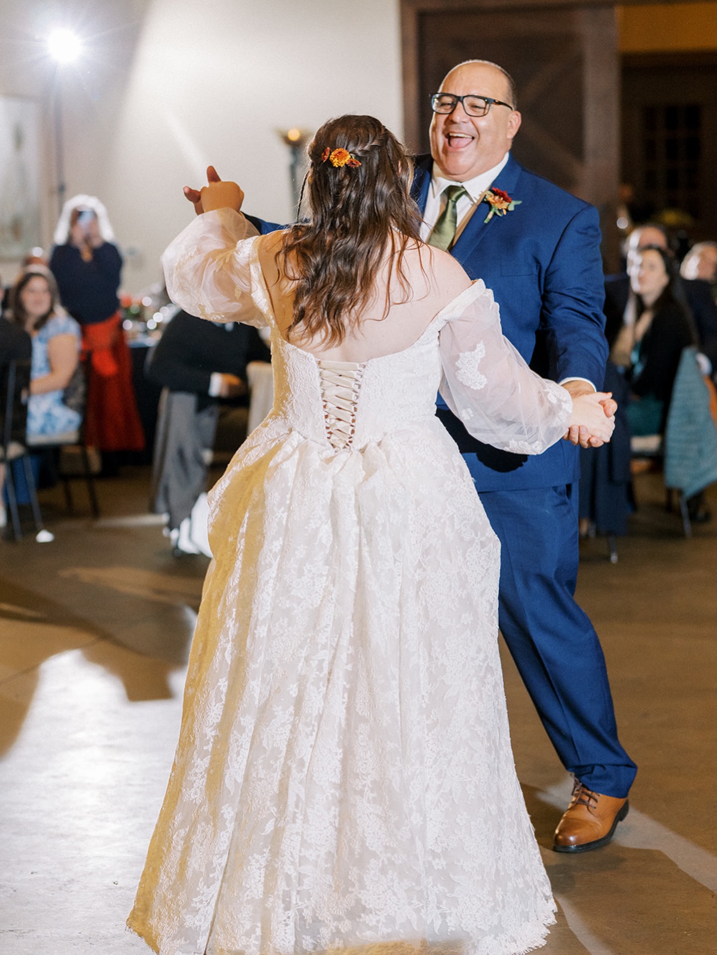 We are so grateful to witness so many happy moments every weekend! #3WESTweddings | 📸 @tkartistryllc | venue: @theinnatleolavillage