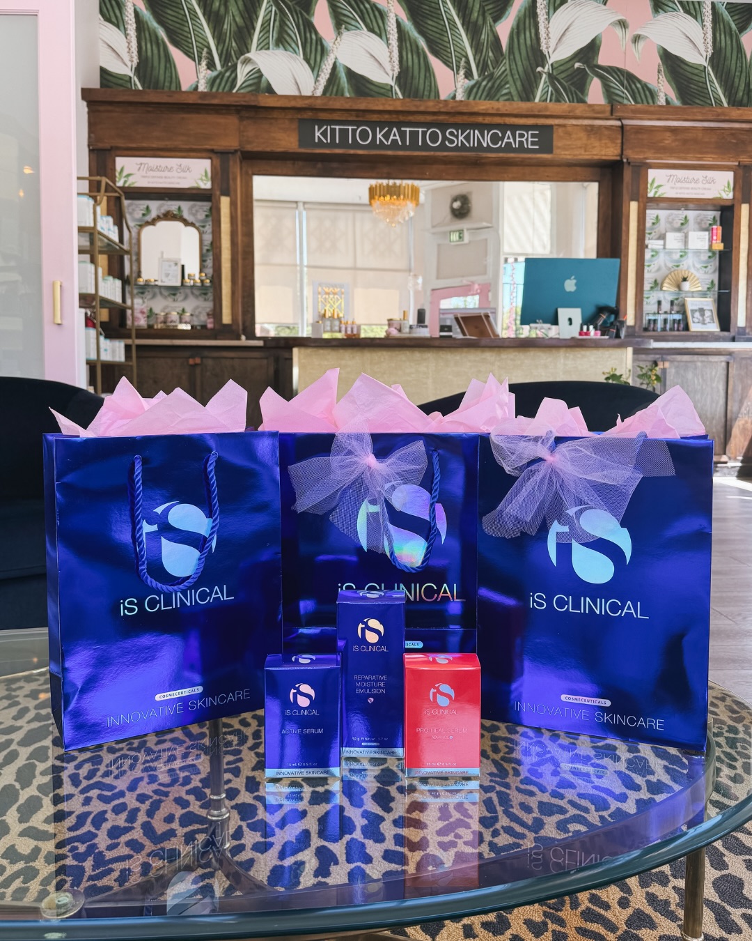We had a great @isclinical client appreciation day! Thank you so much to everyone who pre-ordered, we hope you enjoy your extra skincare goodies π
Swipe to see our top sellers this year β‘οΈ
#isclinical #denvermedspa #medspa #esthetician #denveresthetician