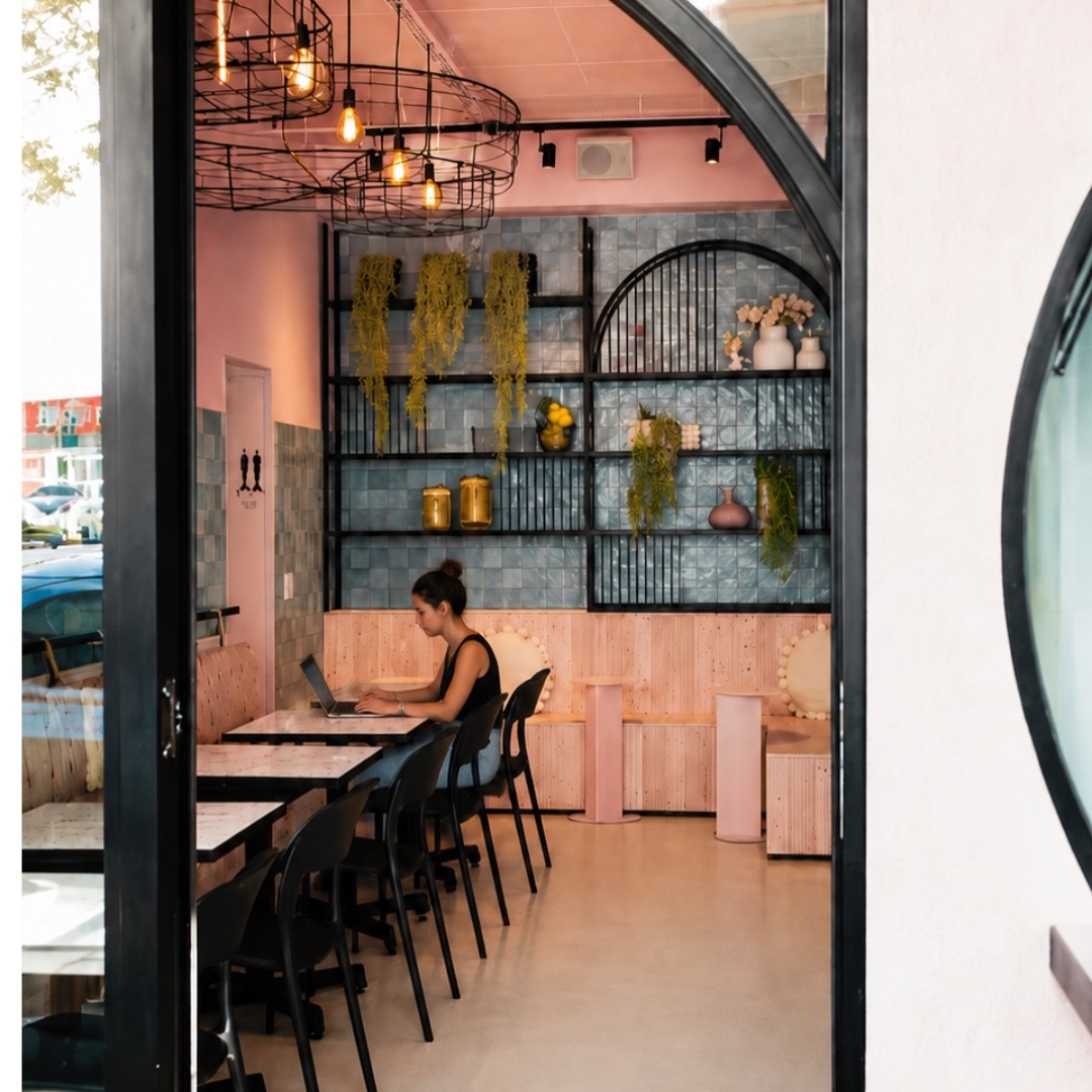 Come for the calm atmosphere and stay for the bowl that makes answering emails slightly more enjoyable. 🥗🥢
#poke #pokerestaurant #capetowneats