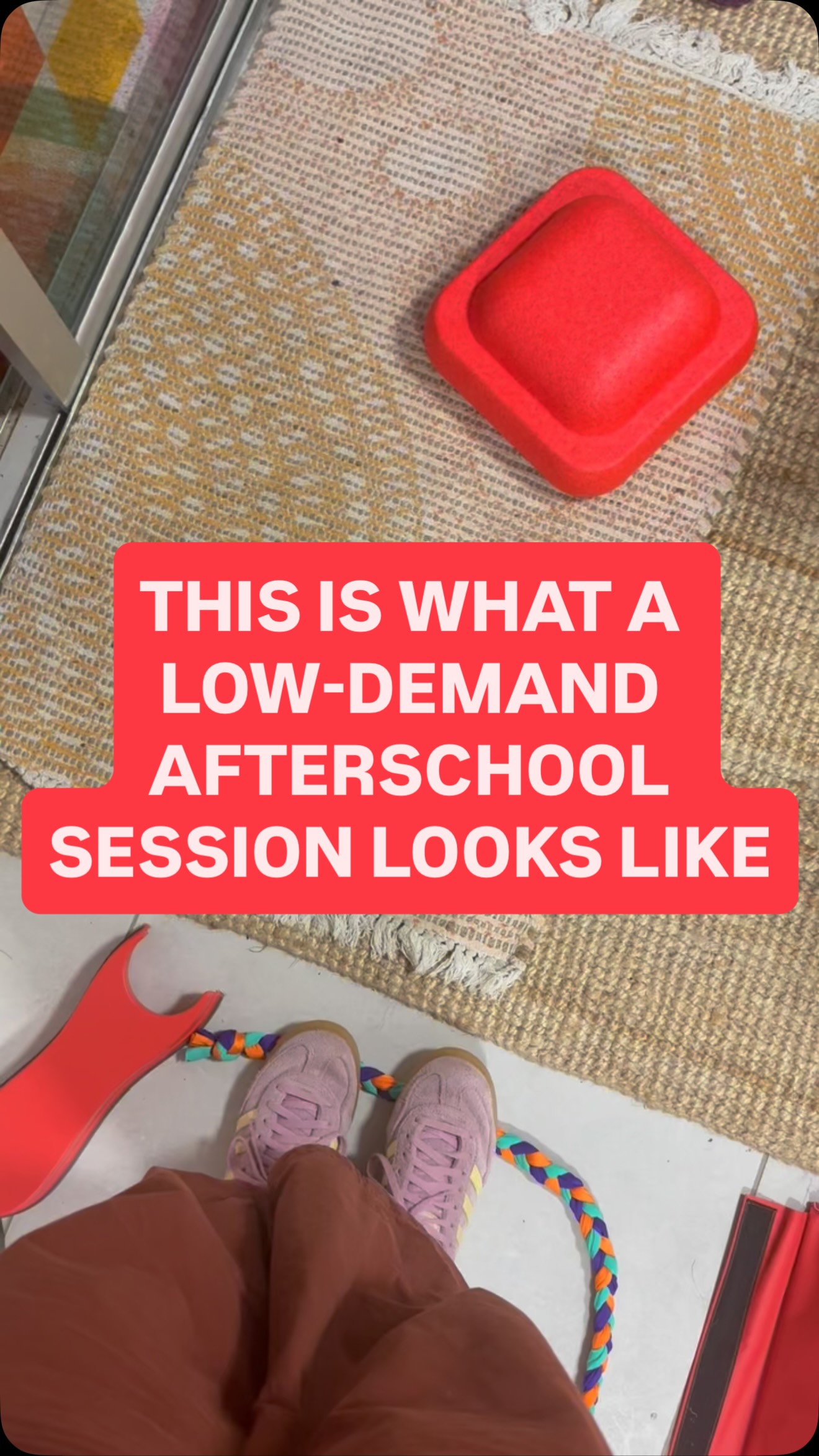 I only take on a small number of afterschool appointments these days — high demand at the end of a school day rarely gets us anywhere. This does. My friend and I call this “parkour”.
#eachspeechpearplum #earlyintervention #brisbanespeechpathology #playbasedlearning #speechtherapy