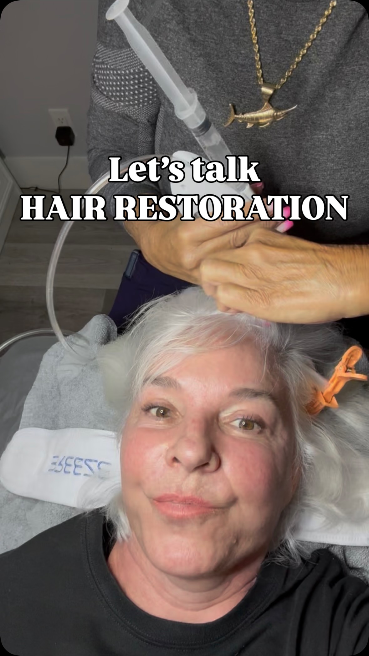 Helping to rejuvenate hair follicles by cleansing the scalp! 💆🏼♀️
#hairrestoration #hairlinerestoration #tighterlinesaesthetics #jupiterflorida