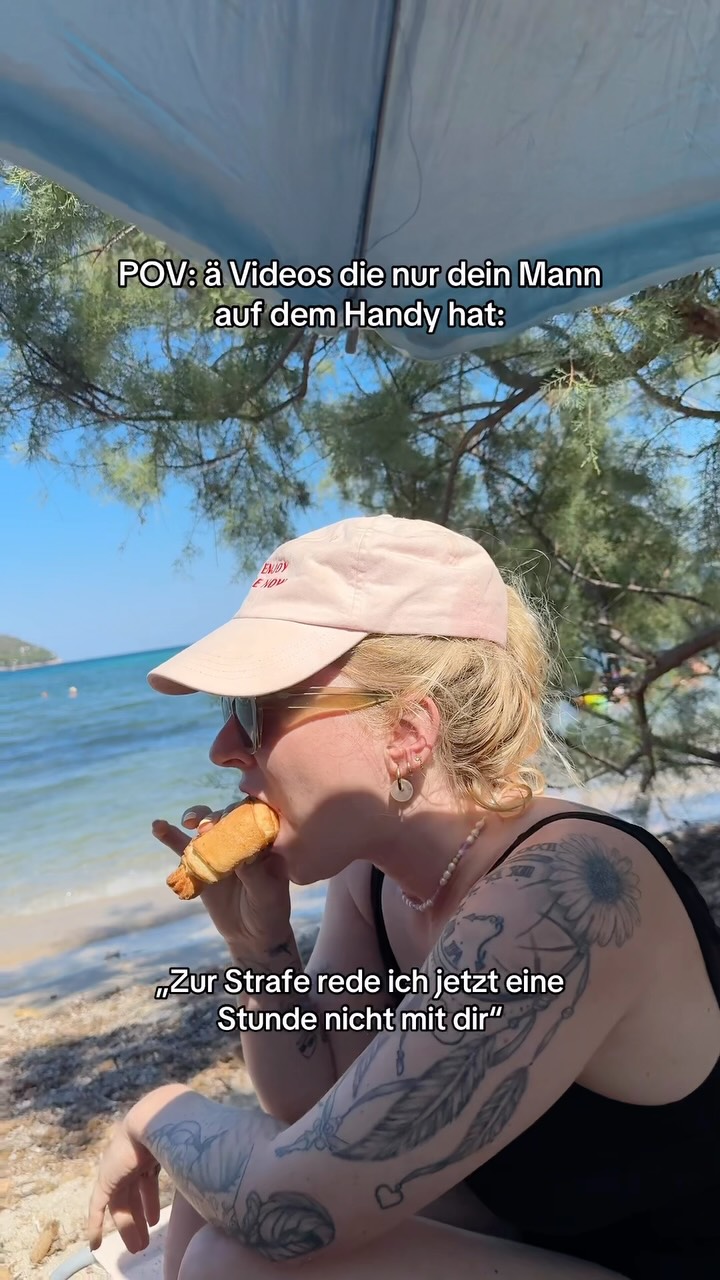 👀😂 Lieb alles daran, die Videos die er auf dem Handy hat sind legendär und sollten verschlossen 🔐 bleiben.
#ehemann #ehe #mann #boyfriend #couples