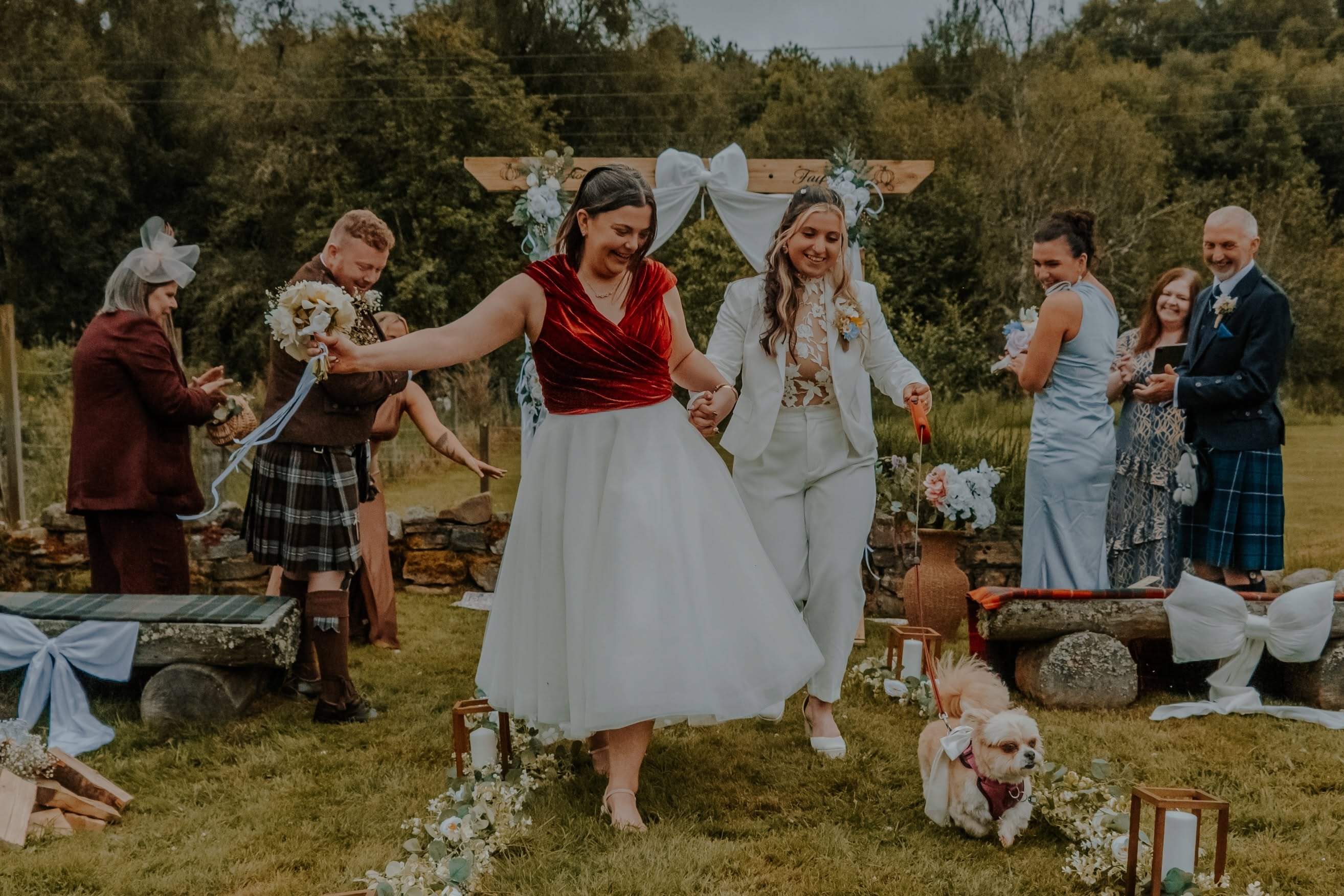babeinthewood.com/weddings
Fay & Fi had a beautiful micro-wedding near Nethybridge this weekend. They both read out very emotional vows to each other…I was even in tears… in front over just their closest family and then we went for a wee trip to the nearby Castle Roy for some coupley photos before returning the girls to their evening BBQ and party.
🏳️🌈 Awesome day, awesome couple! 🏳️🌈
Celebrant | Laura Gordon - Caledonian Wedding Celebrant - Scotland @caledonian_wedding_celebrant #lgbtqwedding #scottishwedding #microwedding #highlandwedding #loveislove