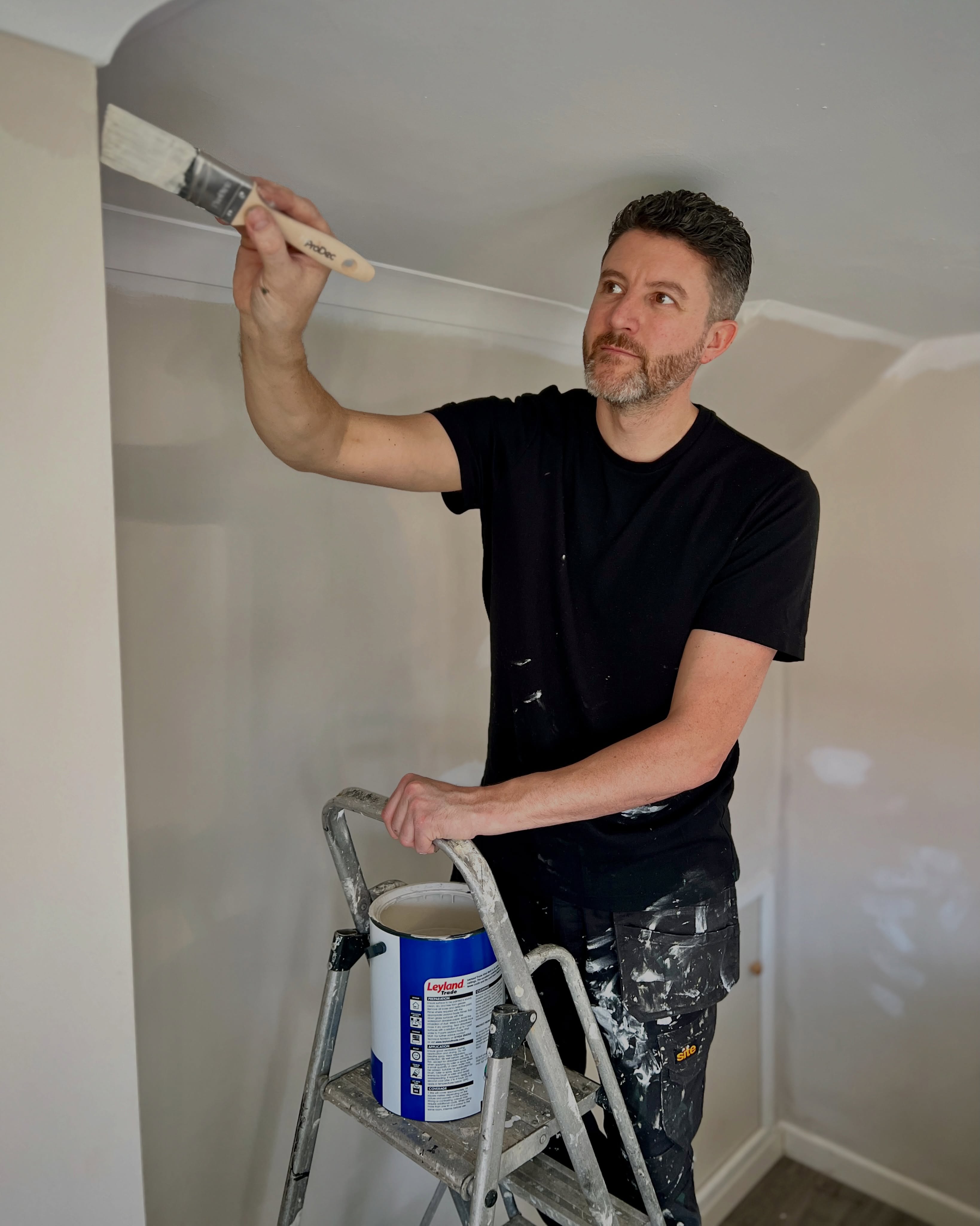Just a little appreciation post for the man behind so many of my wild ideas…🤍
After 25 years as a chef, including his most recent years as a Head Chef, @michael_cox4 has somehow found himself swapping the kitchen for paintbrushes, power tools and the occasional “Miiiiike…I’ve had an idea!”
But the truth is, he has become such an important part of The Home Detox and the person behind the DIY, maintenance and practical side of so many of my projects.
While I might have the vision, Mike is often the one helping me bring it to life. Painting, decorating, building, fixing, gardening…and generally working out how on earth we’re going to make my latest idea actually happen. 😅
And I suppose this is also your little reminder that The Home Detox is about so much more than organising.
Yes, we declutter and organise, but we also help transform the spaces you live in. From painting and decorating to DIY, garden transformations, styling and those smaller jobs that can completely change how a home looks, feels and works for you.
Between the two of us, we bring very different skills to the table, and I absolutely love what we’ve created together. 🤍
So here’s to Mike, the man behind the scenes, the paintbrush and most of my wild ideas…and a very important part of The Home Detox. ✨