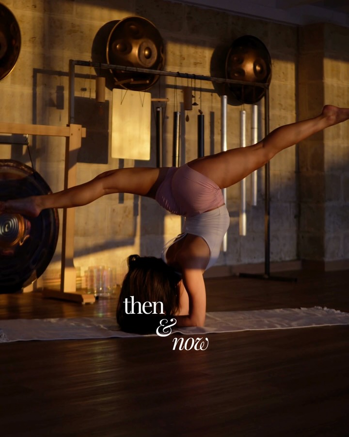 “I’ll start when I’m more flexible.”
You become more flexible by starting.
My progress is the result of small choices, repeated over and over again.
I know so many people want to become more flexible, but the hardest part isn’t stretching. It’s knowing where to start and staying consistent once you do.
That’s why I created The Flexibility Method.
A guided 14-day programme where one new 10–20 minute class unlocks each morning, so you can simply press play and follow along. No guessing. No searching for the next class. Just one step at a time.
We’ll start together on 20 July, with daily community check-ins to help you stay accountable and keep showing up, even on the days motivation disappears.
✨ Presale is now live for £15, including lifetime access.
If you’re already a @joinstudionira member, the programme is included in your membership.
You just have to start with Day 1 🤍
Sign up via the link in my bio 🔗
