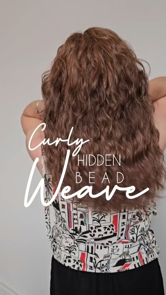 Custom curly Hidden bead weave!
3 rows 14"
#hairextensions #gatineauhairextensions #ottawahairextensions #weaveextensions #weave