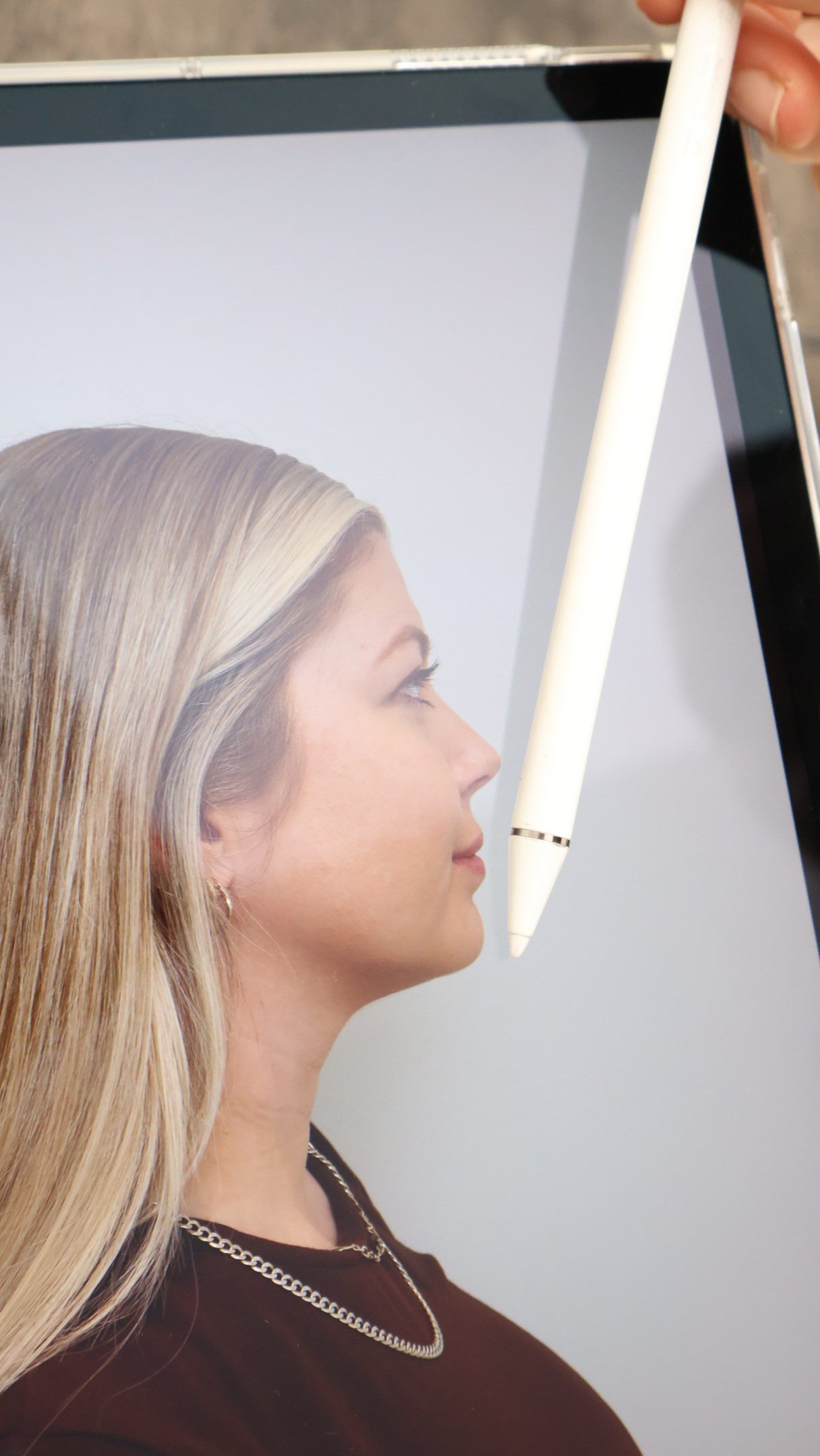 Facial balancing is about working with your features, not changing them 🤍
Subtle, considered enhancements that help everything feel more in harmony.
If you’re curious, book a consultation at Enhanced by Darcie 🔗