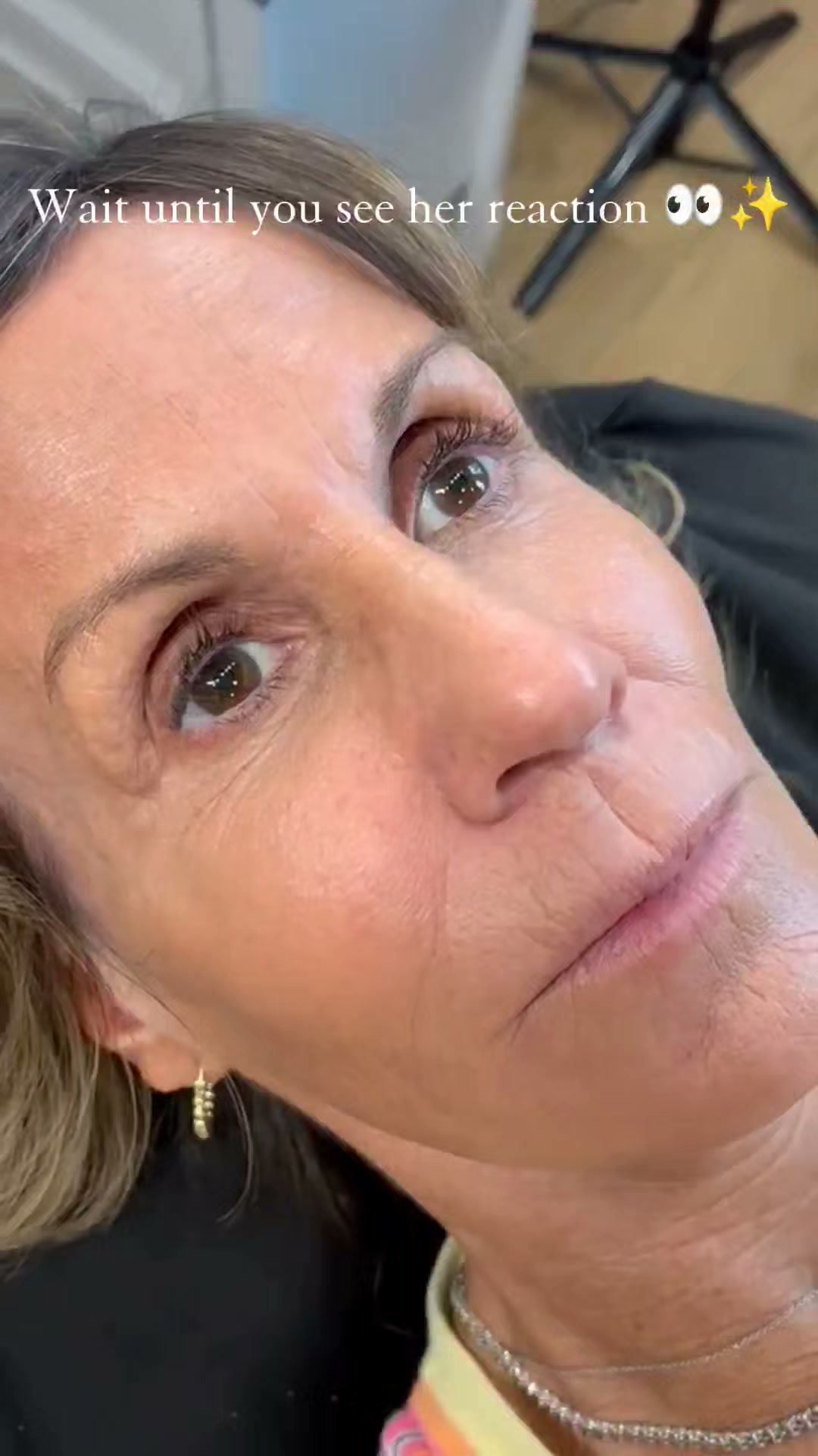 ✨ Natural beauty, just enhanced.
A fresh Lash Lift & Eyebrow Tint can make all the difference—lifting your lashes, defining your brows, and giving you that effortless everyday look. 🤍
Watch until the end for her genuine reaction... it says it all. 🥹✨
Ready for your own transformation? Send us a DM to book your appointment! 💌
#LashLift #EyebrowTint #LashLiftAndTint #LashTransformation #BrowTransformation #NaturalBeauty #BeautyRoutine #LashGoals #BrowGoals