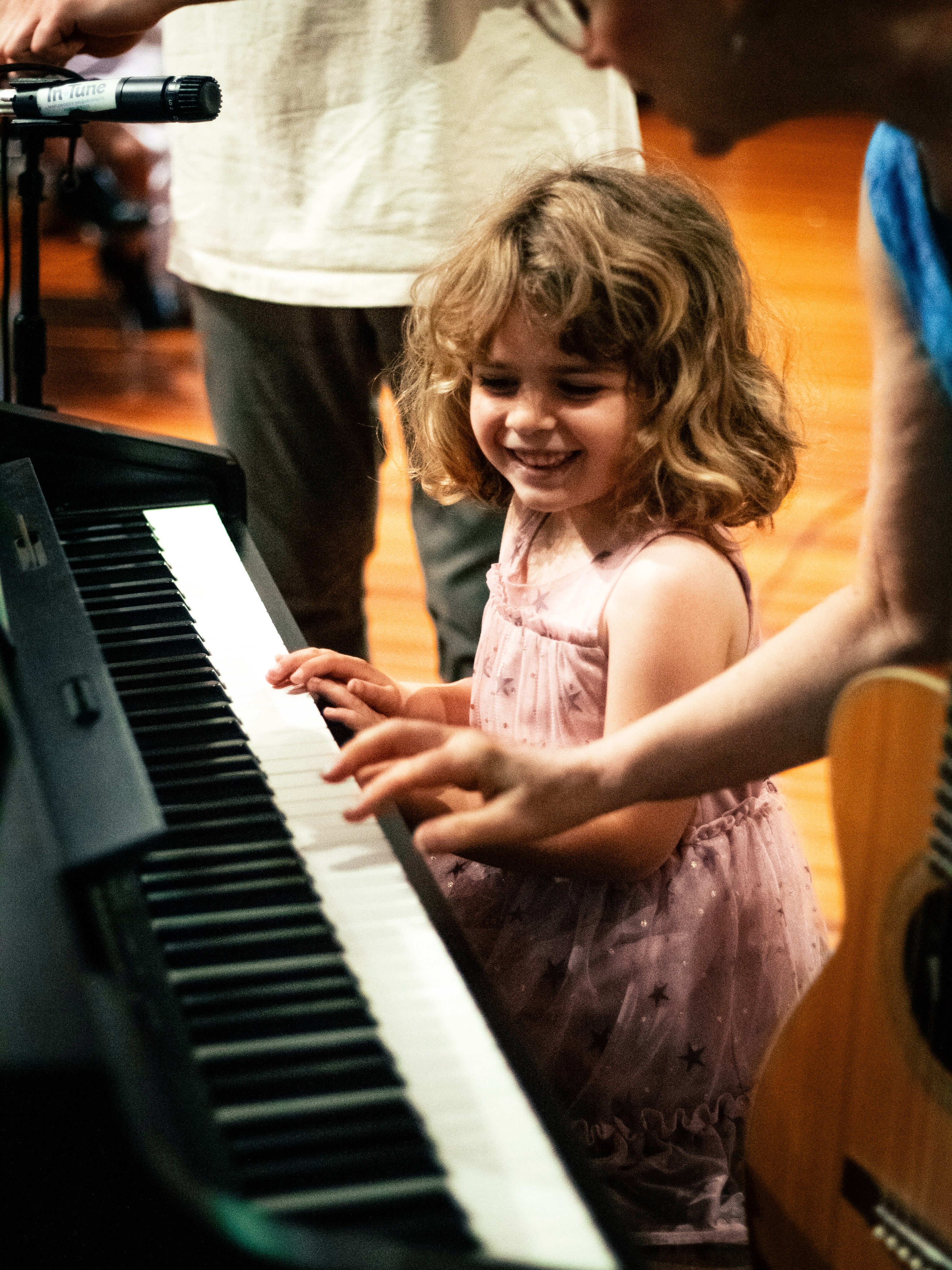 We’re adding a SECOND week of Music Lesson Launch camp 🚀 Have a student who’s interested in taking lessons? Music Lesson Launch camp will get them prepared! Join us the week of 8/24 and try some new instruments and see what it’s like to take a 1-on-1 lesson!
Interested? Send us an email or message 🤘
#intunemaplewood #maplewoodvillagenj #southorangevillage #musiclessons #musiccamp