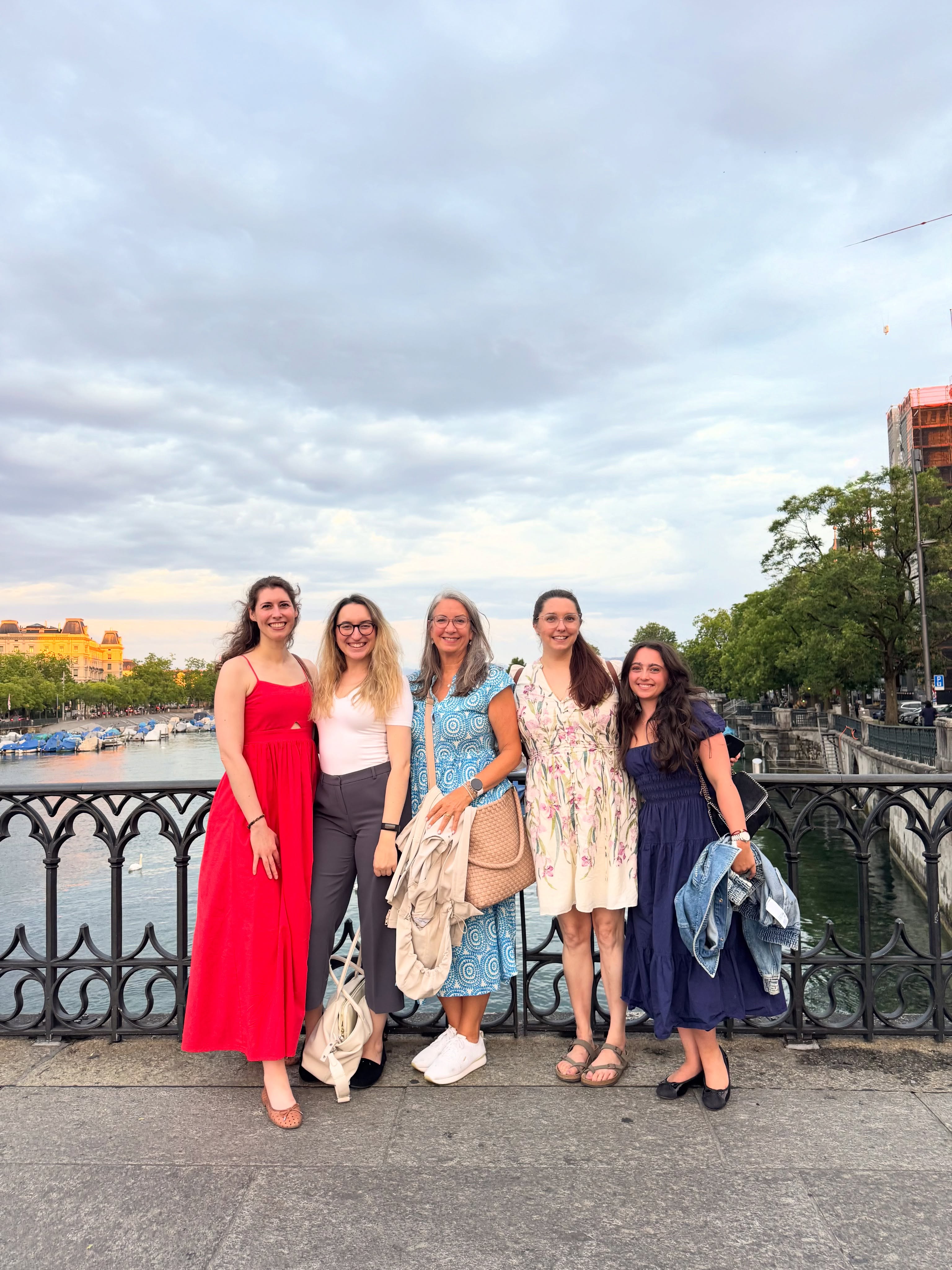 Sisters enjoying the sunset in Zurich after a traditional Swiss dinner.
#sigmakappaalumnae #sigmakappa #dovelove
