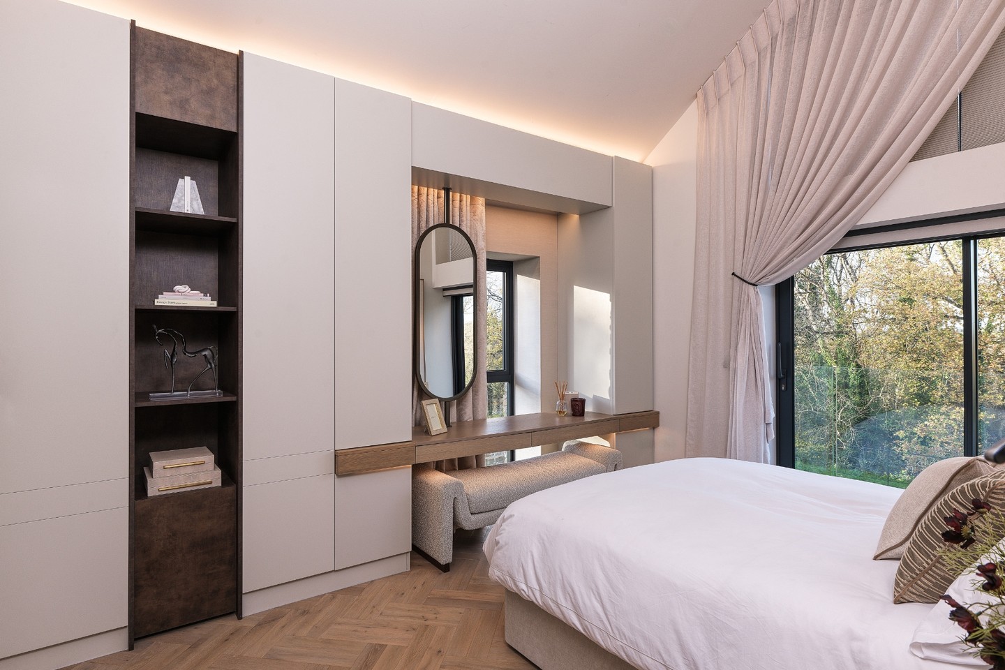 H E R S | One for the neutral lovers, the girls room at Project Wood.
....
Interior design, Interior designer, bespoke joinery, bespoke design, luxury design, interior inspo, bedroom inspo