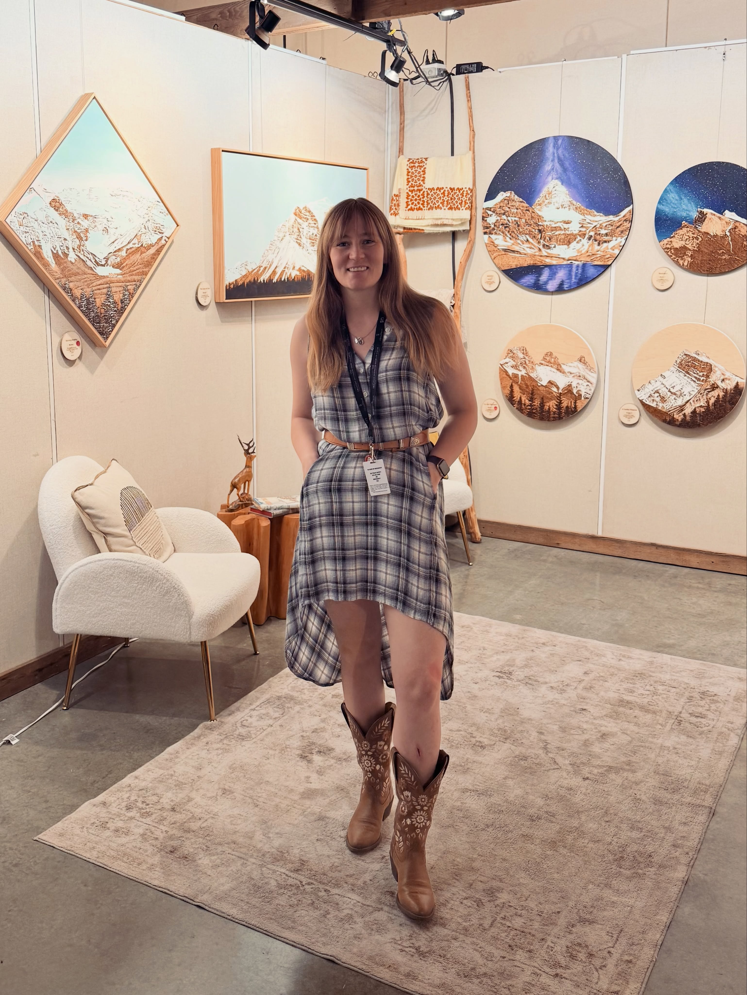 THANK YOU Calgary Stampede 2026!
My heart is so full from the whirlwind that was the last couple of weeks! I am so stoked I had the opportunity to show my passion and chat to so many amazing people along the way. Whether you purchased a piece, enquired about a commission, signed up to my studio list, expressed the coolest compliments or just stopped for a chat, thanks for taking the time to learn more about woodburning!
A few big shoutouts to the people who I couldn’t have done it without! @danielharitos for being my biggest support, cheerleader, head chef, art hanger, heavy lifter and all around hype man 👑 🫶🏼🫶🏼🫶🏼
@roryoc95 and @randallratchet for being the best of besties and coming to keep me company and keep the spirits high on the longest of days 🤗
The boss lady and toughest cowgurrrrlllll I know @gr8lengthshair for train journey chats, constant check ins, delivery of things I forgot and for opening up her beautiful home where I could relax and sleep 😌
My Artist neighbours
@oil_sands_artist top notch banter, we are best friends incase you didn’t know
@painterofthewest if you need a DMC shes your go to real life Cowgirl
@james_zimmer_art he likes my cups of tea and can’t live without them now
@brittneytough the queen of emotion 🥹
@jessicalennoxart coloured pencil Cannock queen
Being in that space being surrounded by so many amazing artists has inspired so many new ideas. I have ordered more wood, new tools and bigger ideas that I can’t wait to share with you over the next year. Watch this space 👀 💕
@calgarystampedeartshow
@calgarystampede