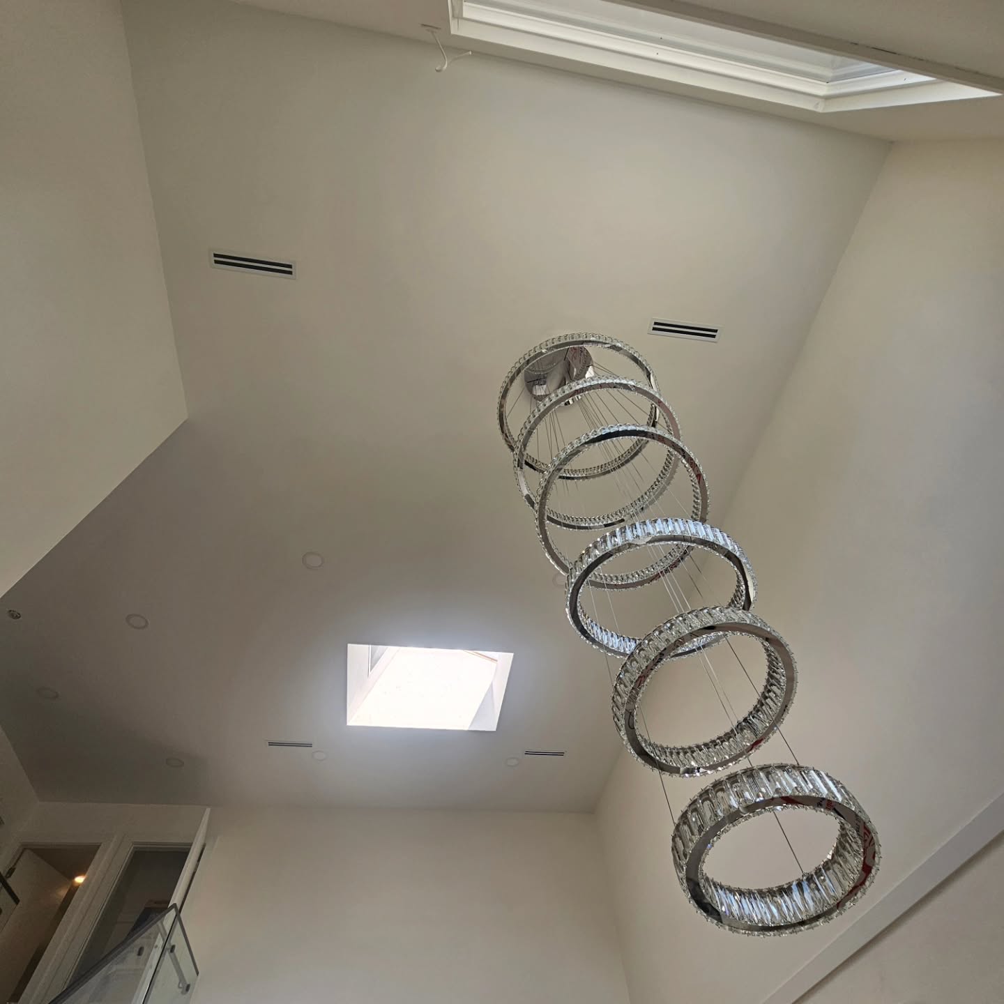 Another custom system ready to go.
Just finished up this setup:
▫️ High-efficiency Heat Pump & HRV
▫️ Multi zone ductwork to provide comfort.
▫️ Custom ductwork with linear vents & egg crate grilles to match the space esthetic
Upgrading your air quality doesn't mean ruining your design.
Looking to upgrade to your home's confort, Reach us out for a quote! 📩
#customhvac #homerenovation #heatpump #ductwork #hvac