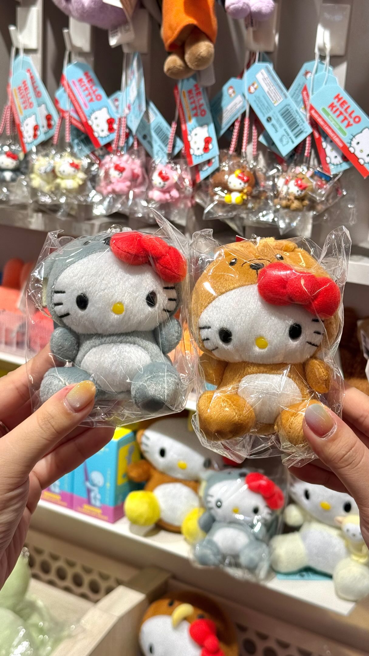 🇦🇺 They’re BACK! 💗
The Australian Special Edition Hello Kitty collection has been restocked! 🐨🦘
Choose from adorable plushies in different sizes and fan-favourite keychains featuring Hello Kitty dressed as a koala or kangaroo. But be quick—they’re only back in limited quantities and won’t stay on the shelves for long! ✨
Drop by your nearest MOOII store this weekend, explore the shop, and take home your favourite before they’re gone again! 🎀
#MOOII #HelloKitty #Sanrio #AustraliaExclusive #HelloKittyCollection Plushie Keychain SydneyShopping