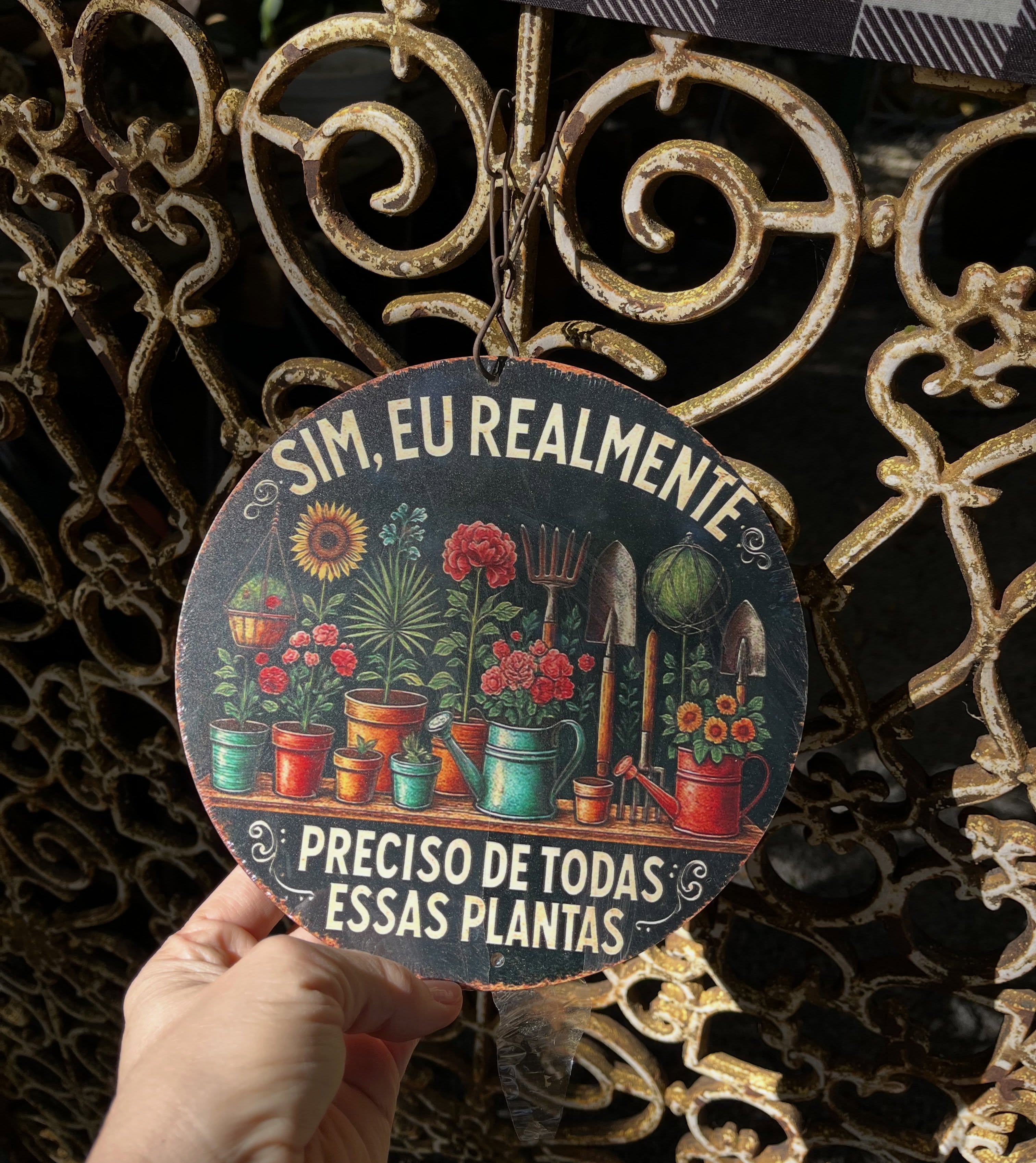 Domingo é dia de cuidar das plantas 🪴 e da alma 🤗