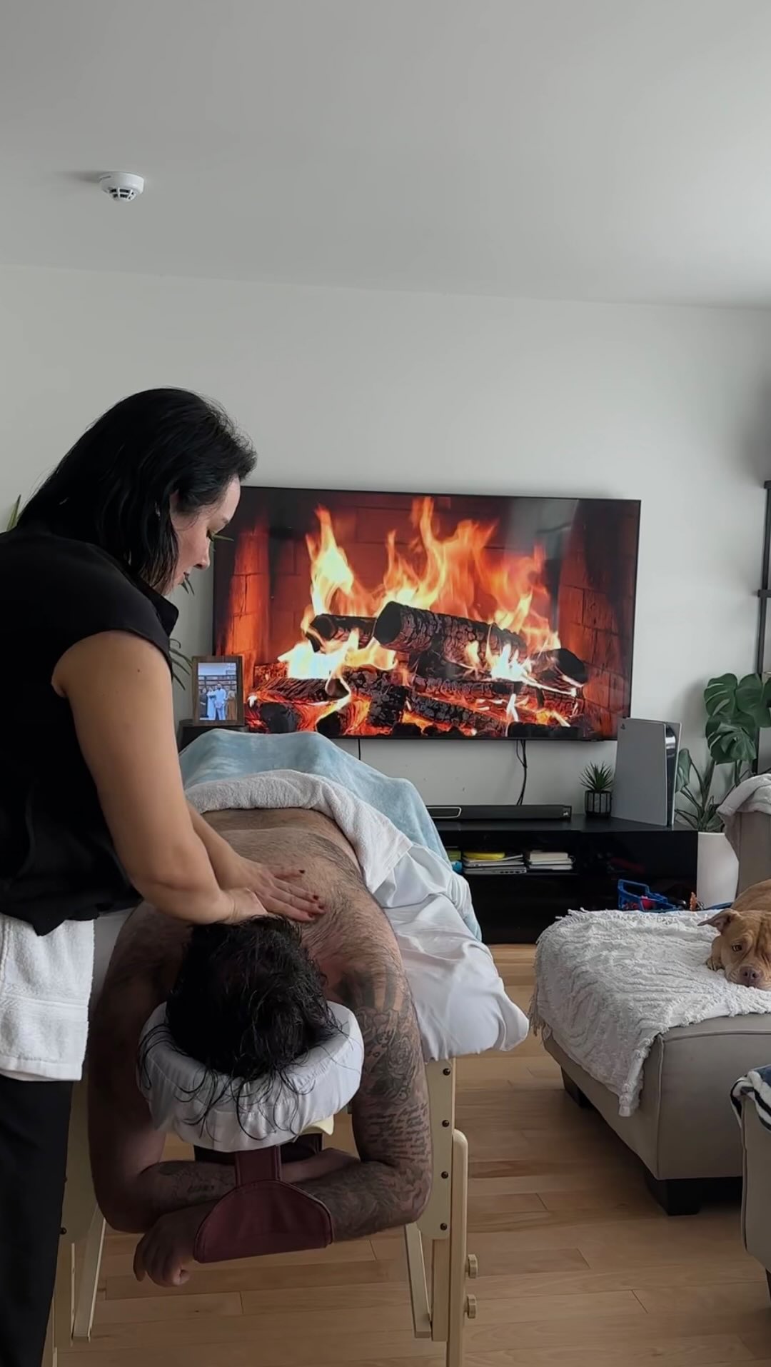 Every massage therapist has heard at least one of these... 😂
While they might sound harmless, these habits can actually slow your progress and keep your body feeling tense, sore, or inflamed.
Massage works best when it’s part of a consistent wellness routine, not just something you do when the pain becomes unbearable.
Taking care of your body between sessions matters just as much as the massage itself.
Which one are you guilty of? 👀
Touchofcielo.com
#massagetherapist #mobilemassagetherapist #fyp #viral #lymphaticmassage